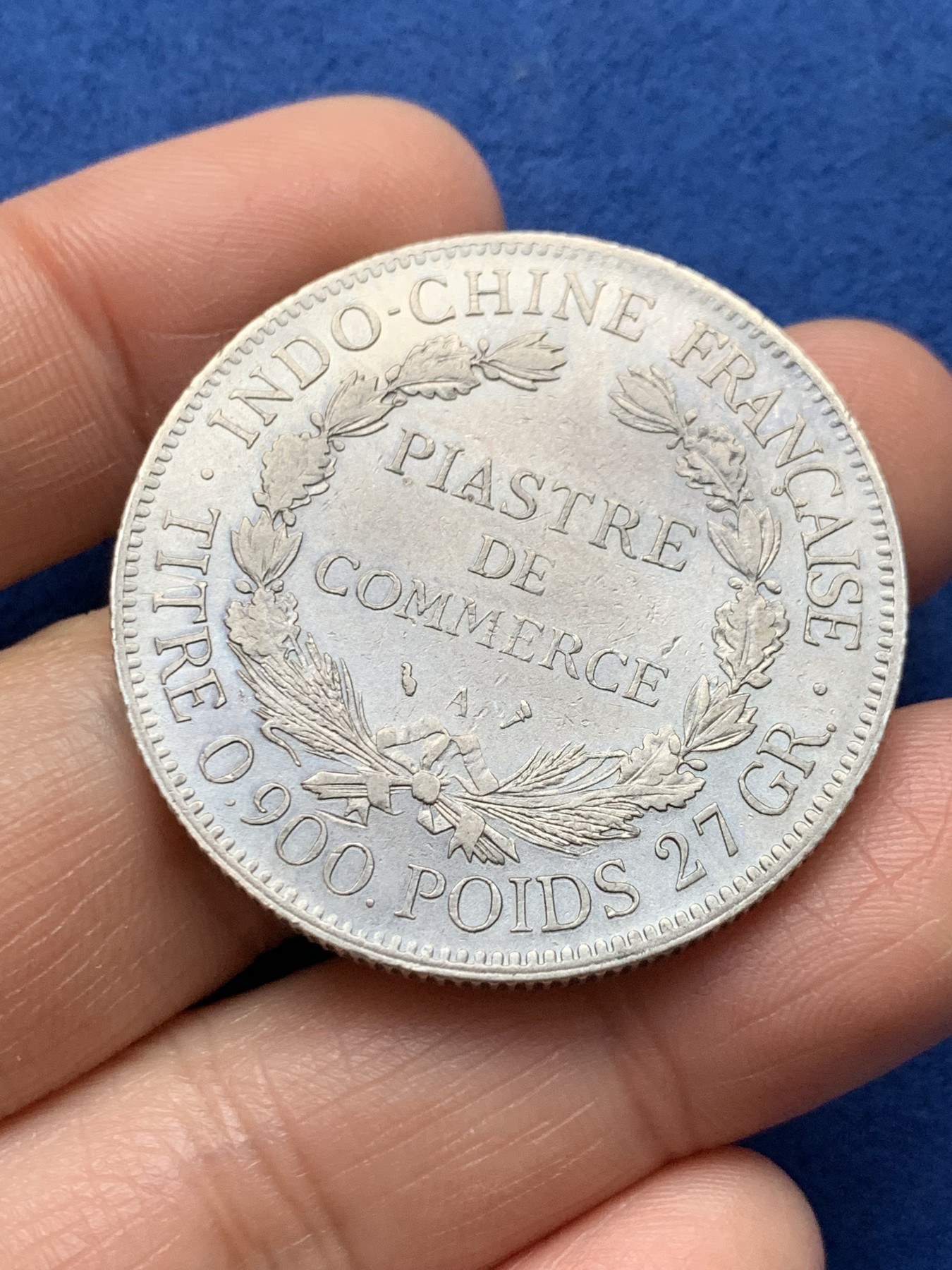 《竞宝斋》第242场-周日，周一 新年开场 (全场包邮) 法属印支1913坐洋1皮亚斯特银币