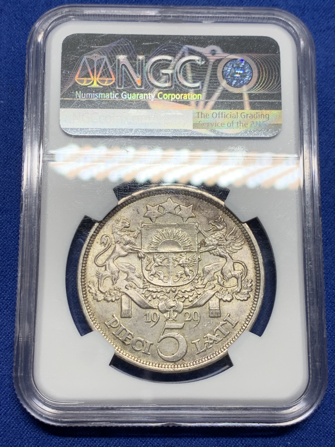 《竞宝斋》第242场-周日，周一 新年开场 (全场包邮) NGC MS63+ 拉脱维亚1929年首年谷物女神5拉特大银币 小特年 带加号的不多