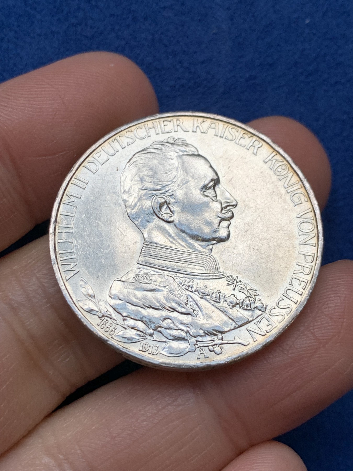 《竞宝斋》第242场-周日，周一 新年开场 (全场包邮) 德国普鲁士1913年威廉二世花枝3马克银币 细节清晰状态不错