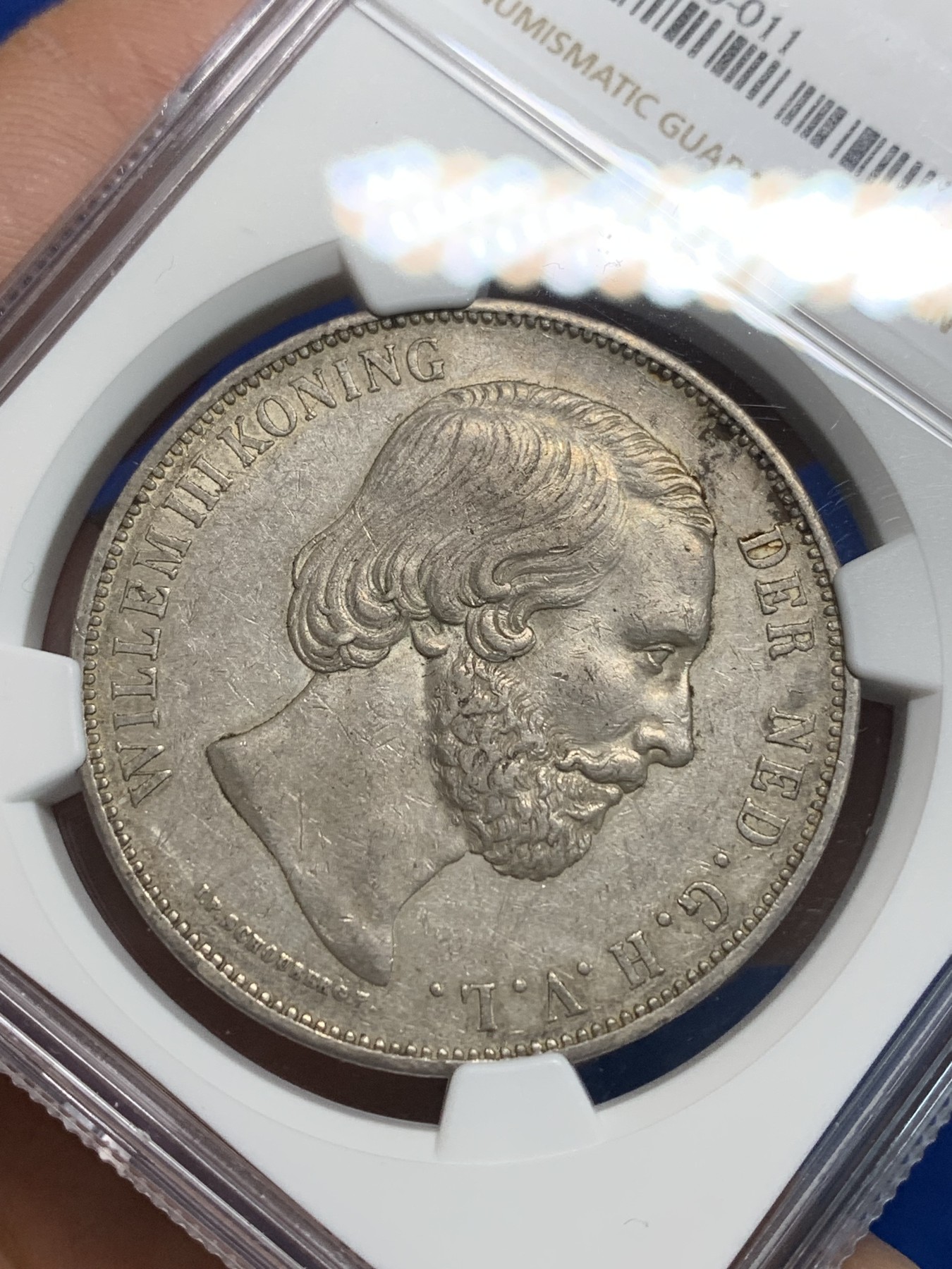 《竞宝斋》第242场-周日，周一 新年开场 (全场包邮) NGC-AU50 荷兰 1872年 2.5盾 大银币 威廉三世 原包浆带底光 细节很不错 945高银