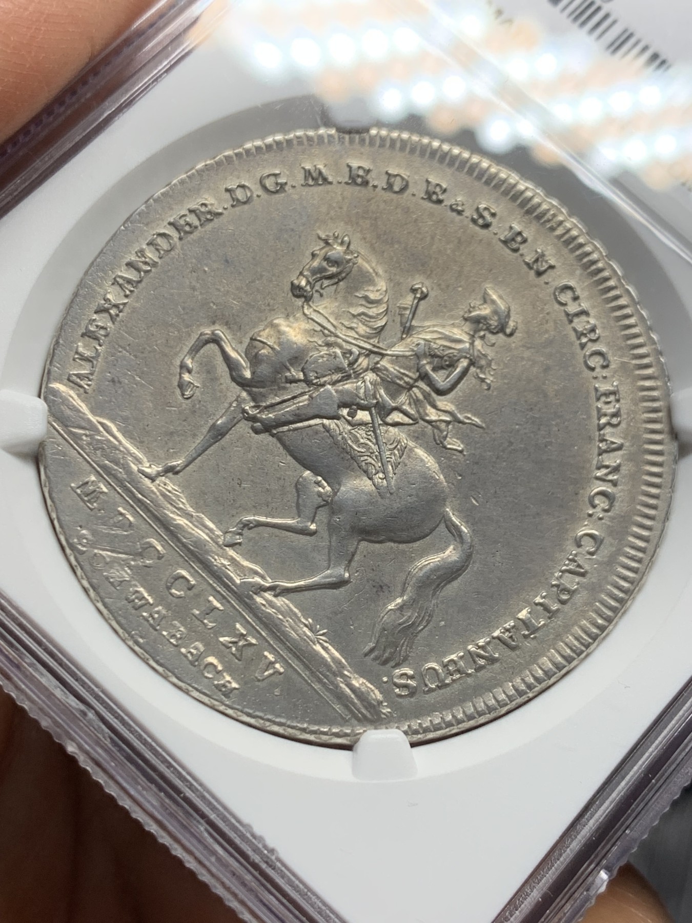 《竞宝斋》第242场-周日，周一 新年开场 (全场包邮) NGC AU 德国 1765 勃兰登堡-安斯巴赫侯爵领地  亚历山大 泰勒大银币 稀见品种