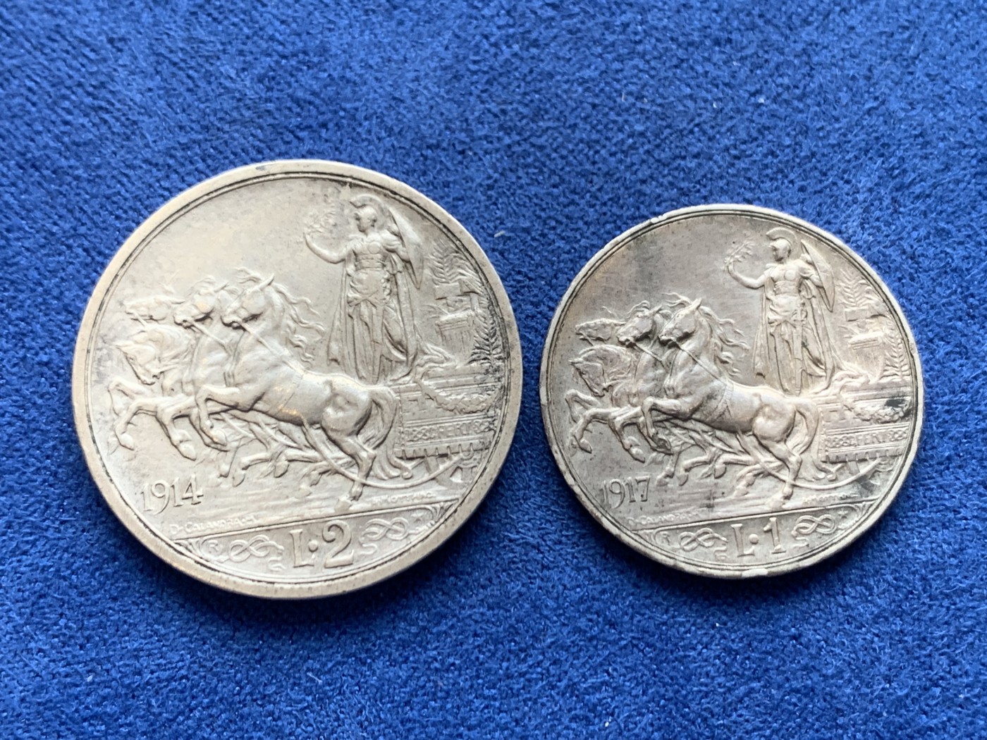 《竞宝斋》第242场-周日，周一 新年开场 (全场包邮) 两枚一组 意大利1917年1里拉+1914年2里拉马车银币 原味品