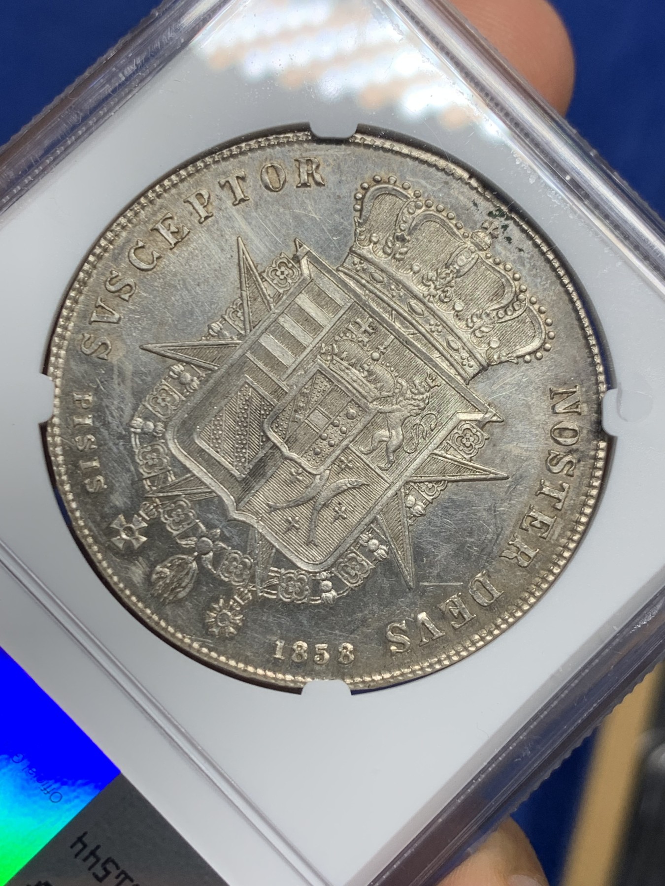 《竞宝斋》第242场-周日，周一 新年开场 (全场包邮) NGC UNC 意大利1858年托斯卡纳4FIOR银币 细节好