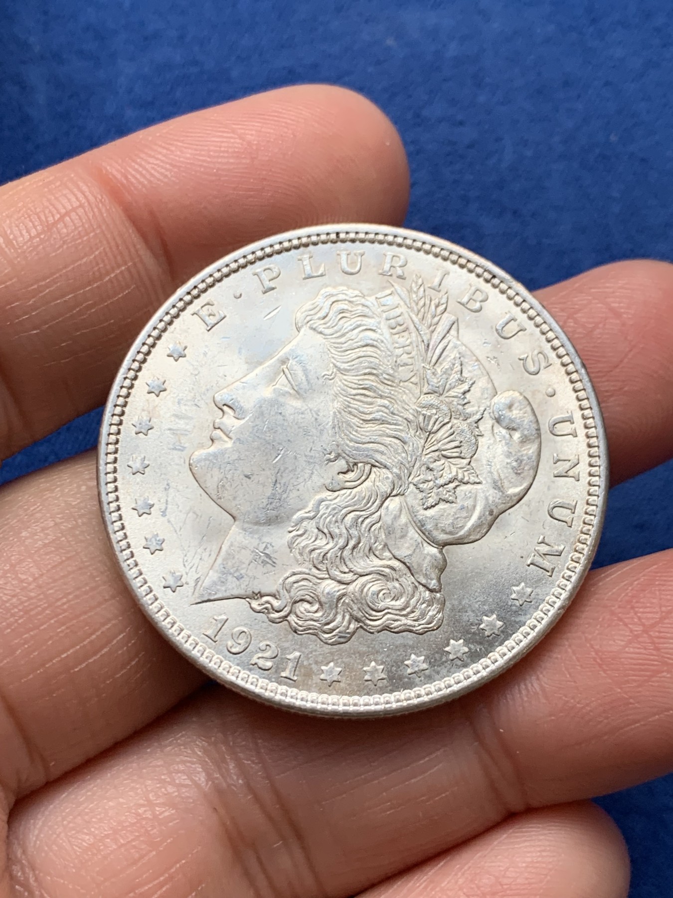 《竞宝斋》第242场-周日，周一 新年开场 (全场包邮) 美国1921年摩根1美元银币 带光状态好