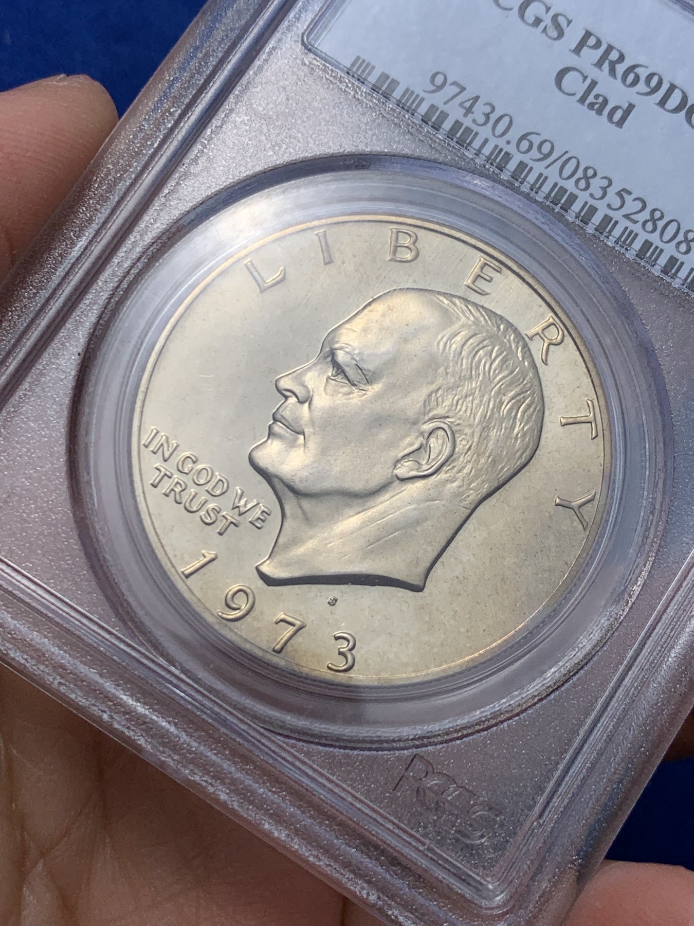 《竞宝斋》第242场-周日，周一 新年开场 (全场包邮) PCGS-PR69DCAM 1973年美国艾森豪威尔1美元精制币，直径38mm，重22.8克，状态极佳，PC早期经典小白盒老盒无官网图，更高评级数量55枚。