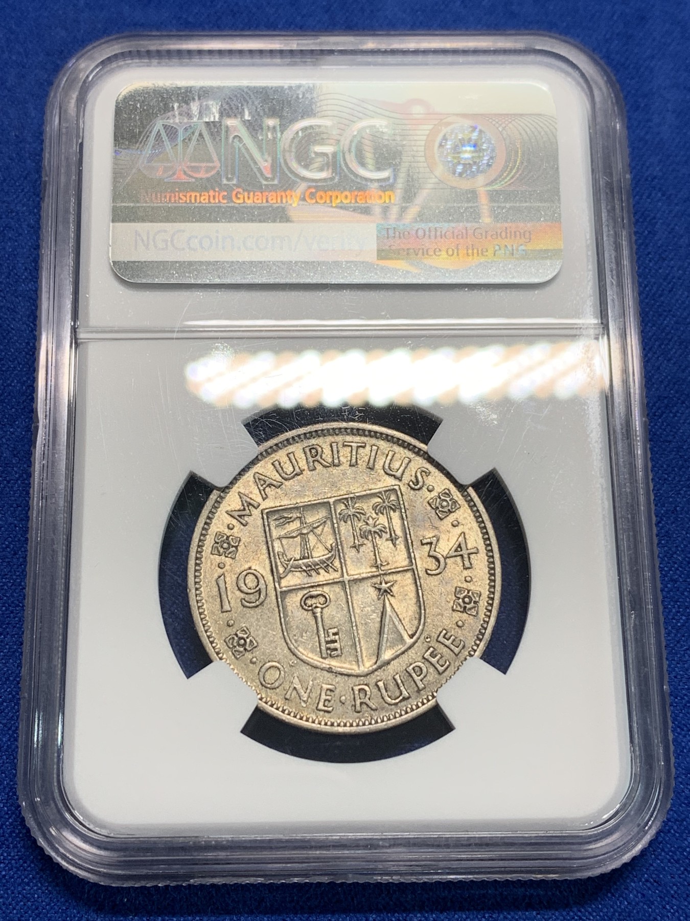 《竞宝斋》第242场-周日，周一 新年开场 (全场包邮) NGC-AU53 毛里求斯 1934年 1卢比 银币 原味包浆 最大面值的银币