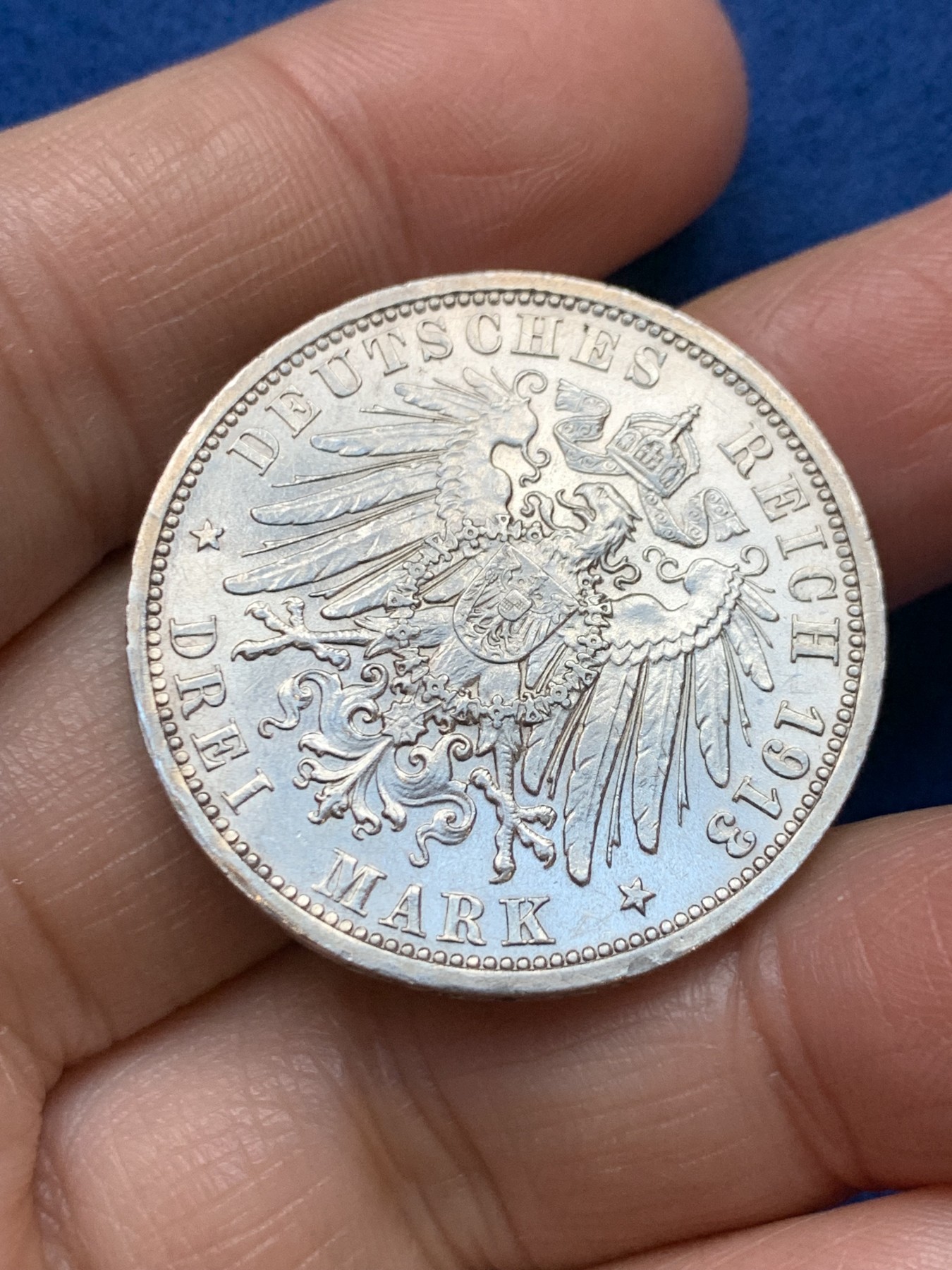 《竞宝斋》第242场-周日，周一 新年开场 (全场包邮) 德国普鲁士1913年威廉二世花枝3马克银币 细节清晰状态不错