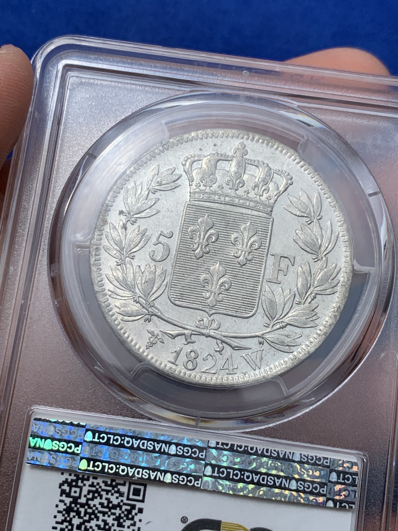 《竞宝斋》第242场-周日，周一 新年开场 (全场包邮) PCGS AU58 法国1824年路易十八5法郎银币，马头。状态一流，底板镜面有霜，好品稀少 MS状态莫名58分