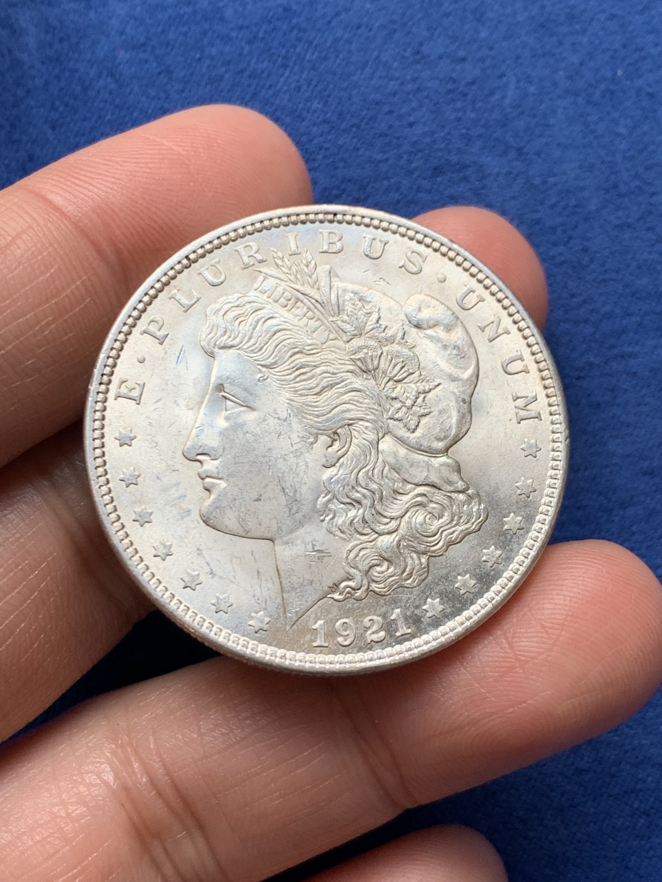 《竞宝斋》第242场-周日，周一 新年开场 (全场包邮) 美国1921年摩根1美元银币 带光状态好