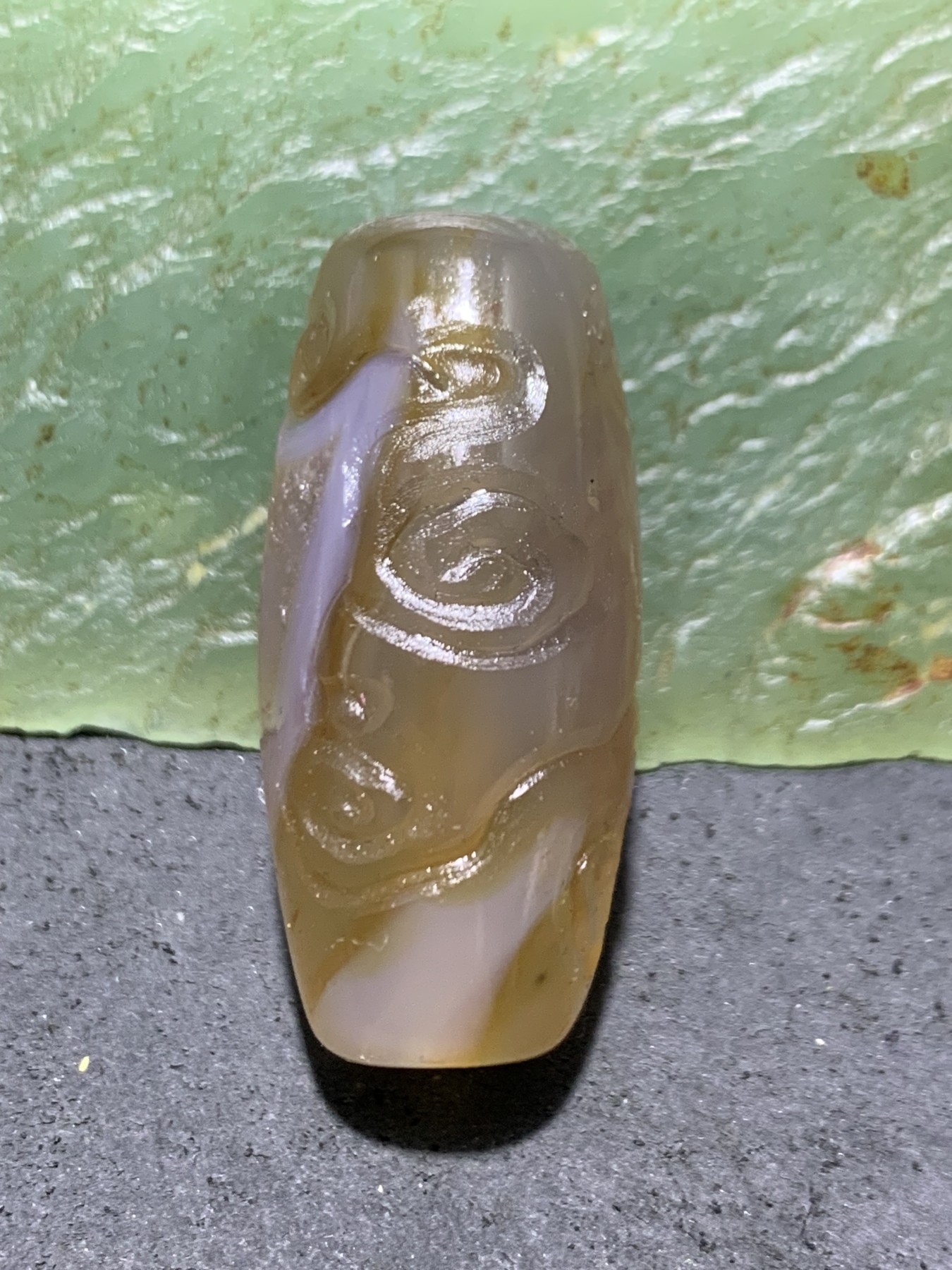 精美亚光高玉化冰飘巴西玛瑙手工俏色祥云桶珠一个！