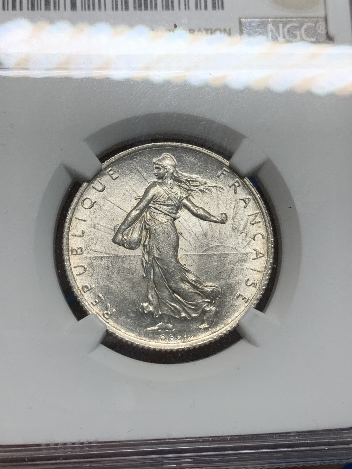 《竞宝斋》第242场-周日，周一 新年开场 (全场包邮) NGC MS62 法国1917年播种女神2法郎银币