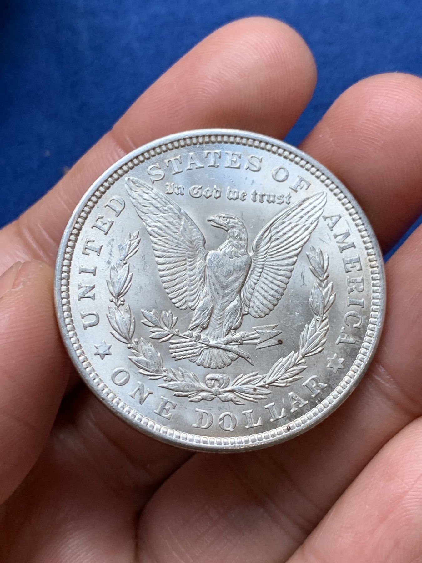 《竞宝斋》第242场-周日，周一 新年开场 (全场包邮) 美国1921年摩根1美元银币 带光状态好