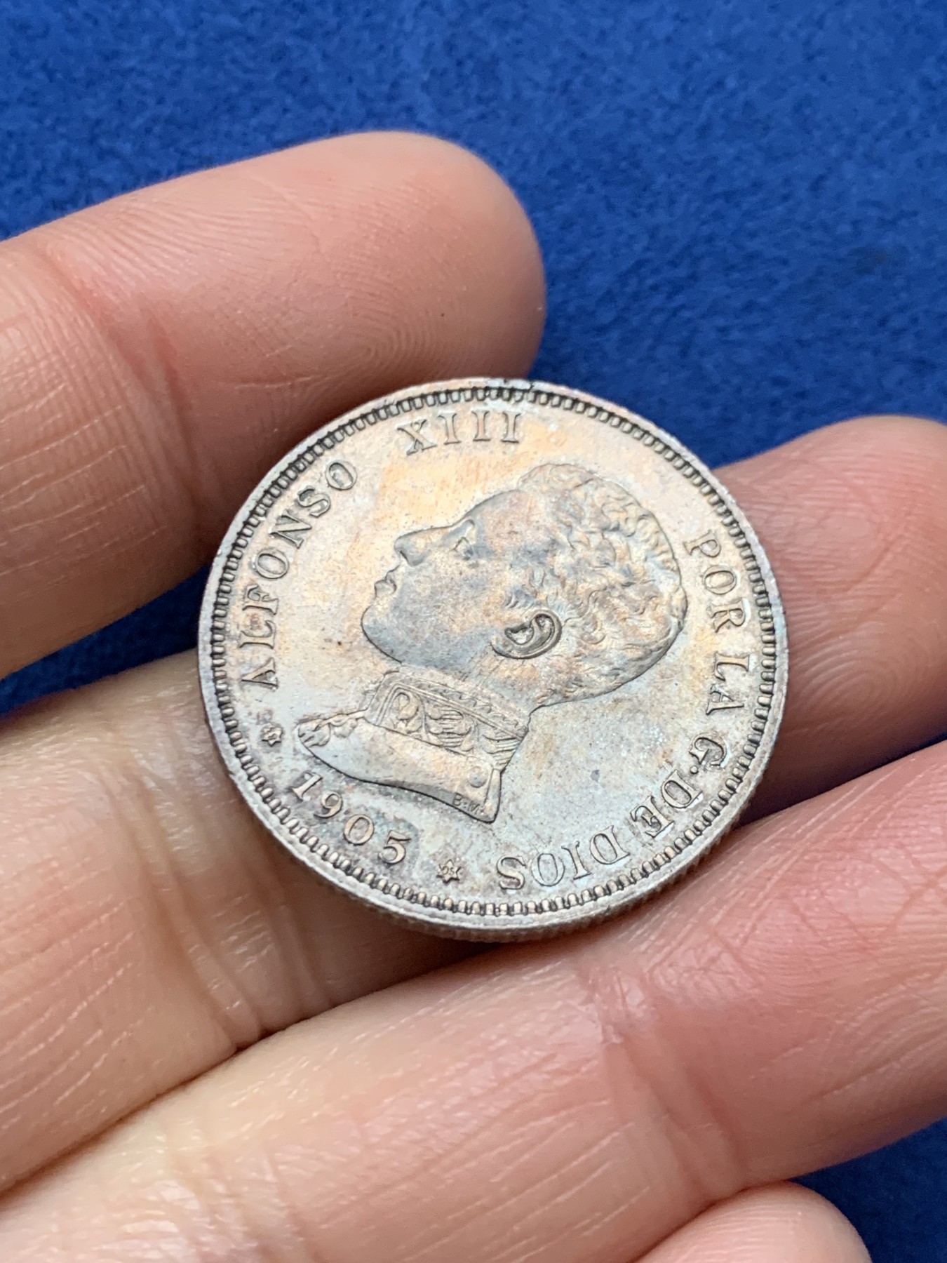 《竞宝斋》第242场-周日，周一 新年开场 (全场包邮) 西班牙1905阿方索十三世2比塞塔银币，细节很不错，底板带光