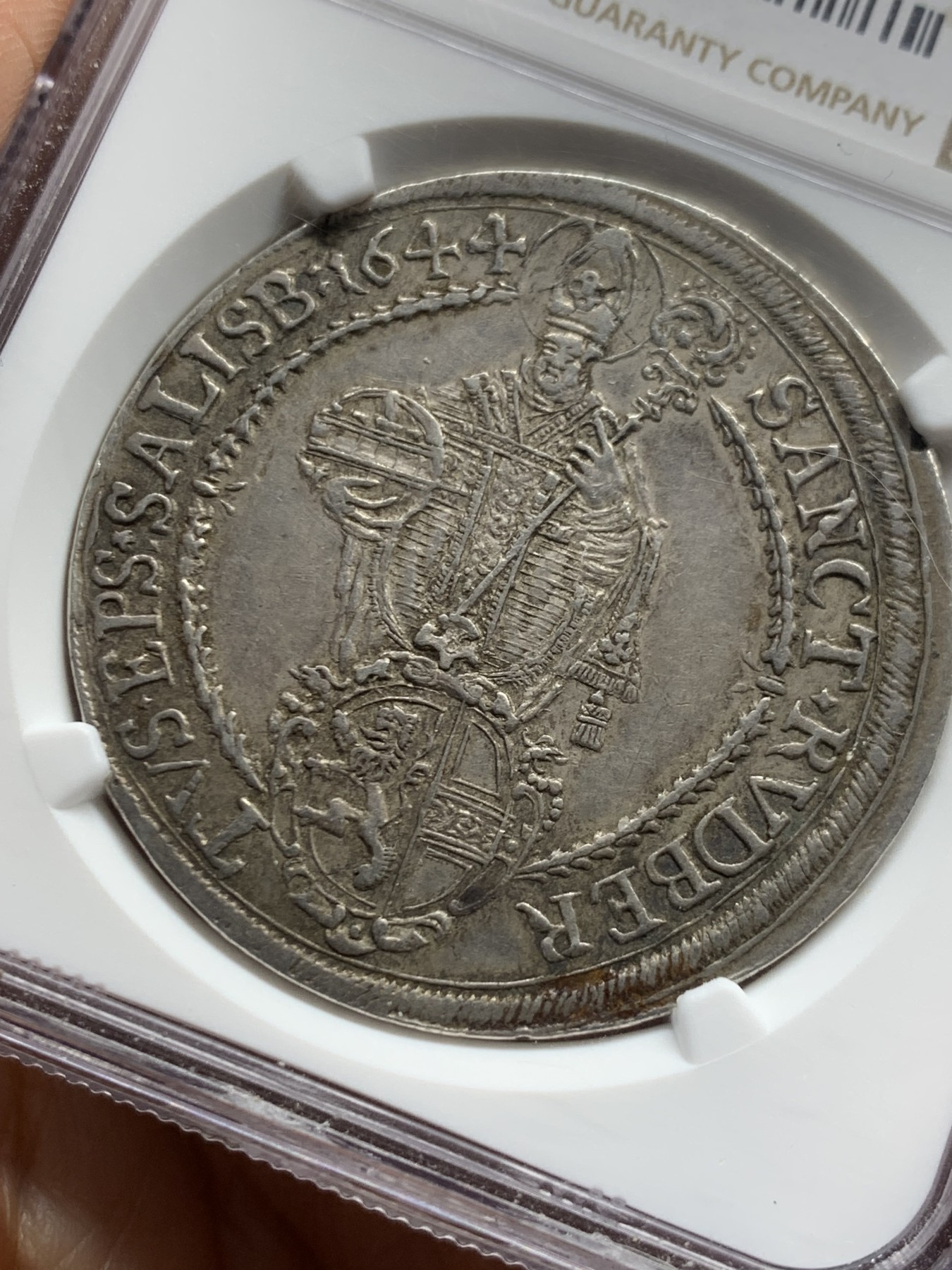 《竞宝斋》第242场-周日，周一 新年开场 (全场包邮) NGC-AU53 神罗奥地利萨尔茨堡1644年主教泰勒 天使抱婴手工打制大银币