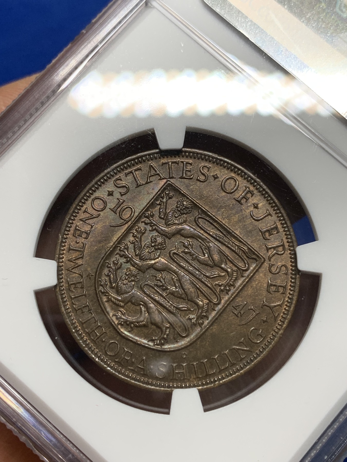 《竞宝斋》第242场-周日，周一 新年开场 (全场包邮) NGC MS64BN 1947年英属泽西岛乔六1/12先令铜币 亚军分