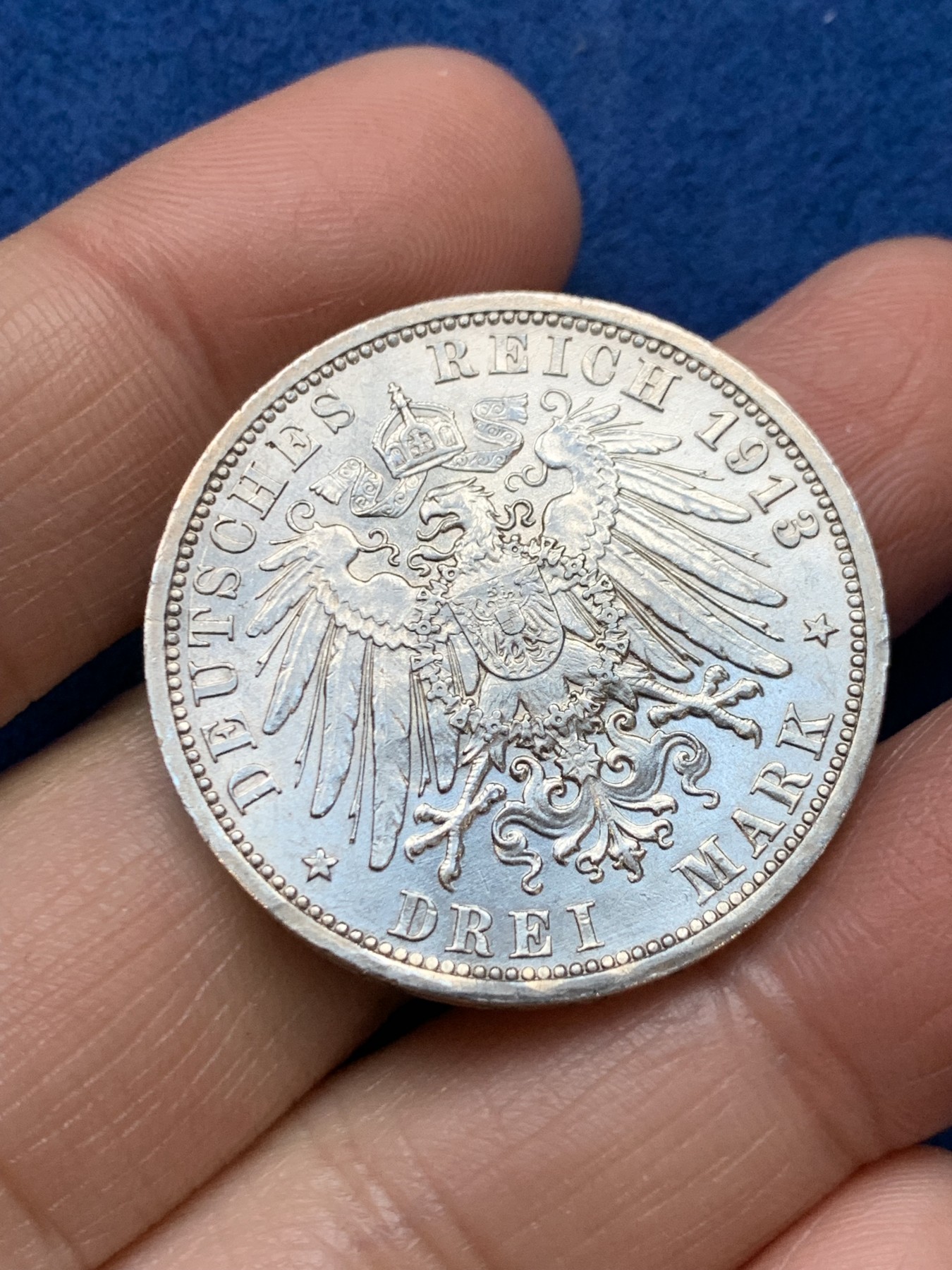 《竞宝斋》第242场-周日，周一 新年开场 (全场包邮) 德国普鲁士1913年威廉二世花枝3马克银币 细节清晰状态不错