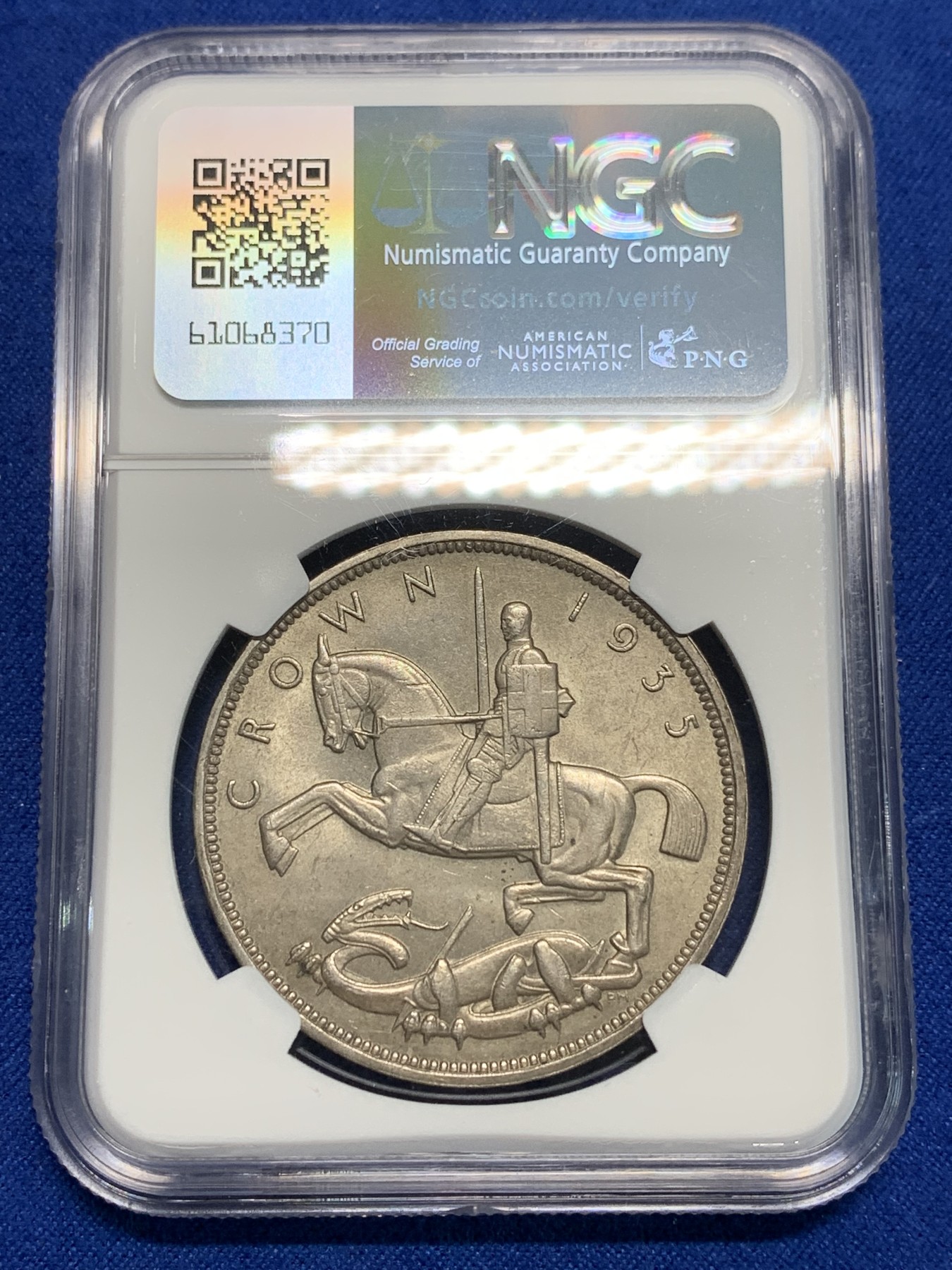 《竞宝斋》第242场-周日，周一 新年开场 (全场包邮) NGC MS63 英国 1935年 乔治五世木马剑1克朗银币