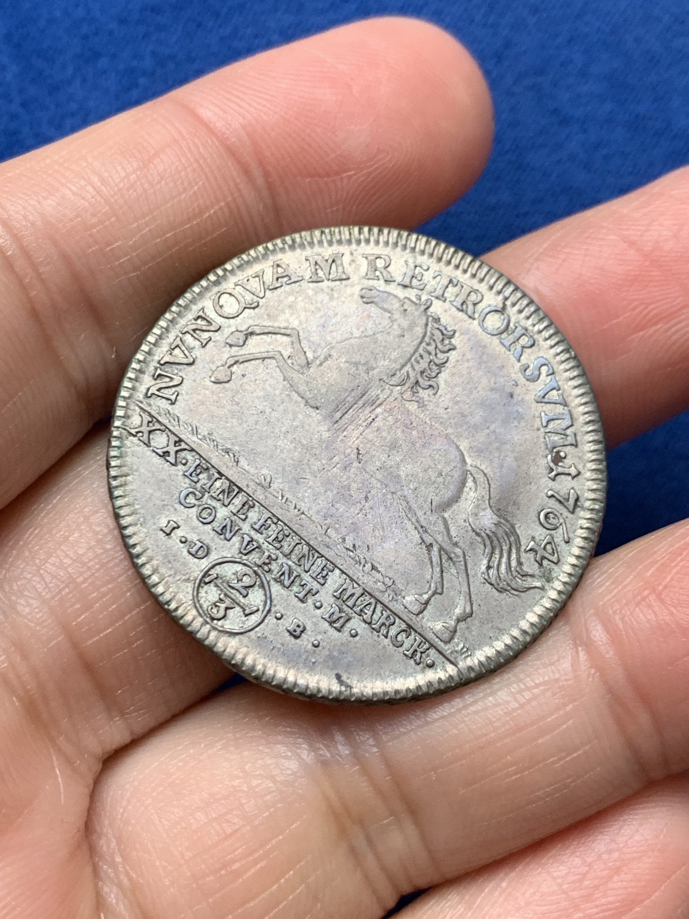 《竞宝斋》第242场-周日，周一 新年开场 (全场包邮) 德国布伦瑞克（不伦瑞克）2/3小马泰勒银币，飞马泰勒设计精美，包浆醇厚，AU有分状态。