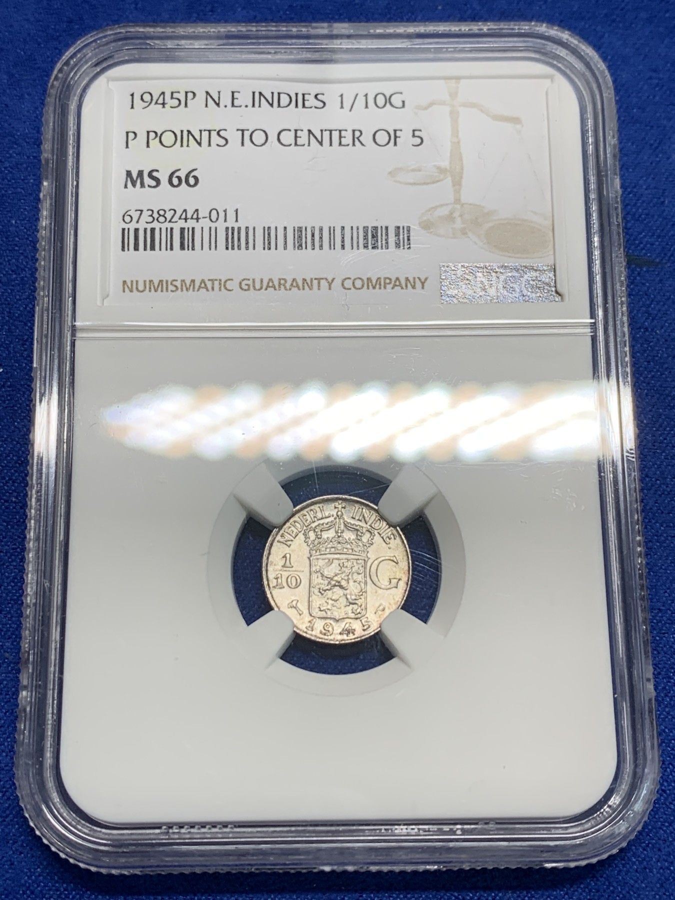 《竞宝斋》第242场-周日，周一 新年开场 (全场包邮) NGC MS66 荷属东印度群岛（今印尼）1945年1/10盾银币 高等级分数