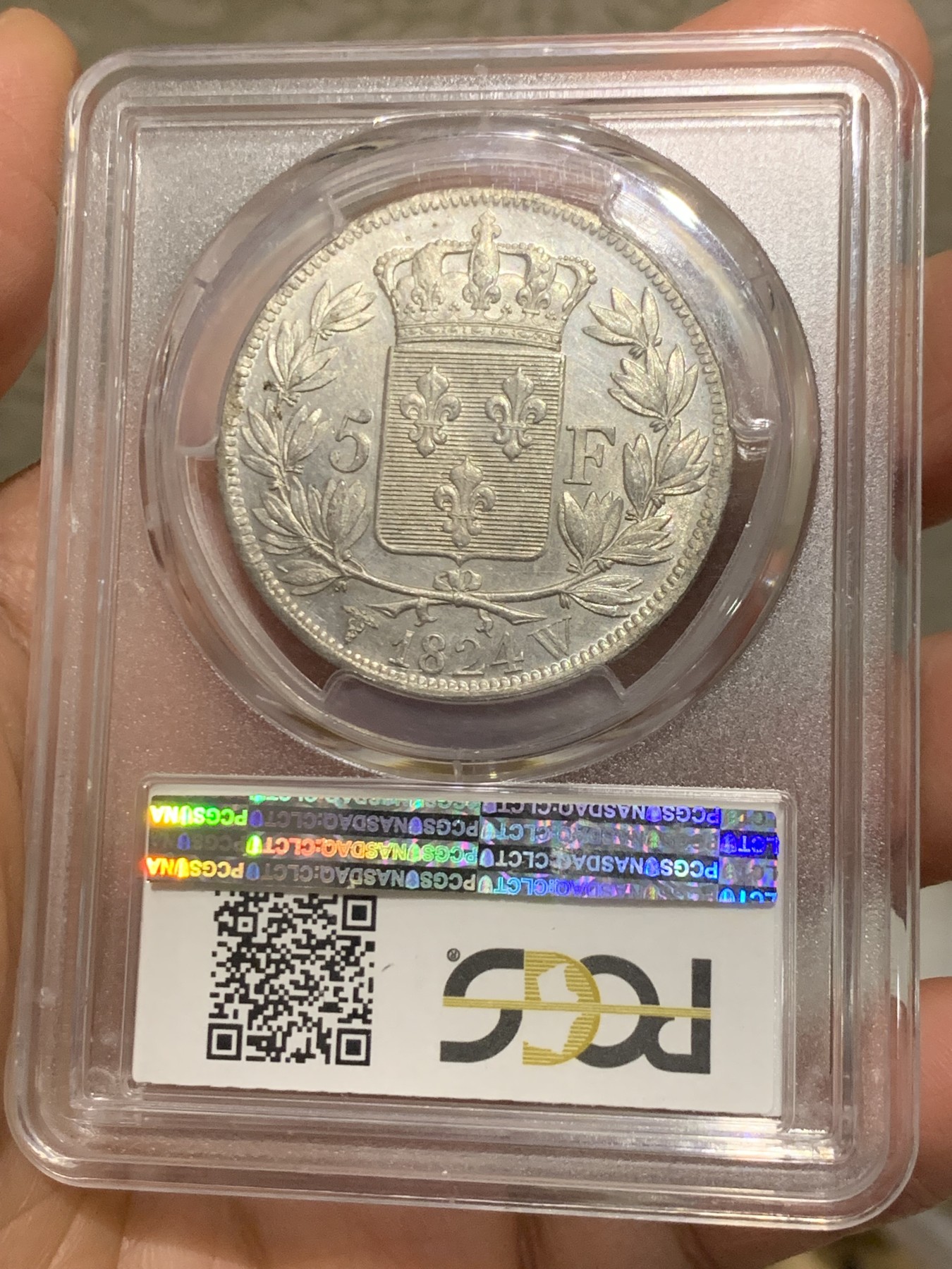 《竞宝斋》第242场-周日，周一 新年开场 (全场包邮) PCGS AU58 法国1824年路易十八5法郎银币，马头。状态一流，底板镜面有霜，好品稀少 MS状态莫名58分