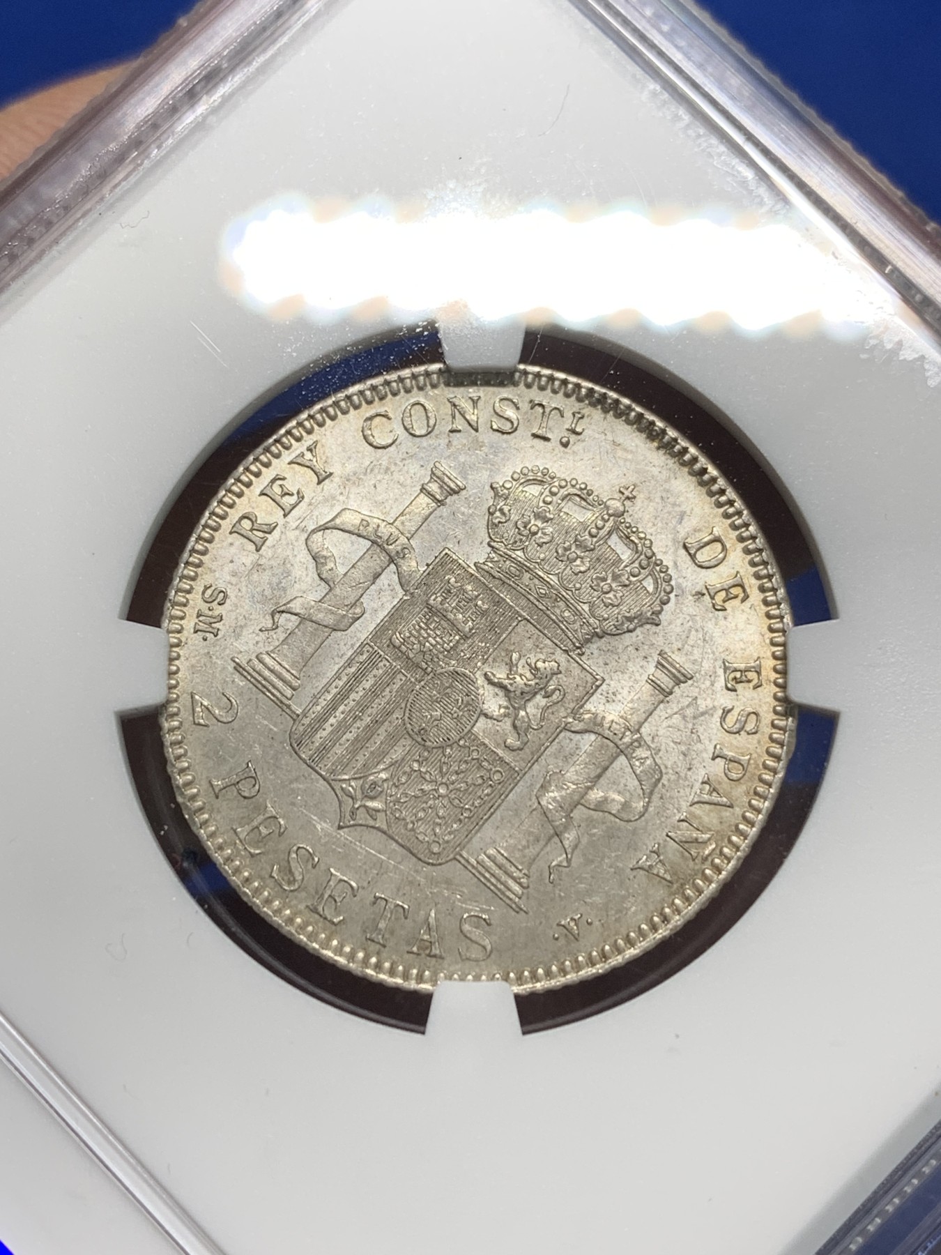 《竞宝斋》第242场-周日，周一 新年开场 (全场包邮) NGC MS61 西班牙1905阿方索十三世2比塞塔银币