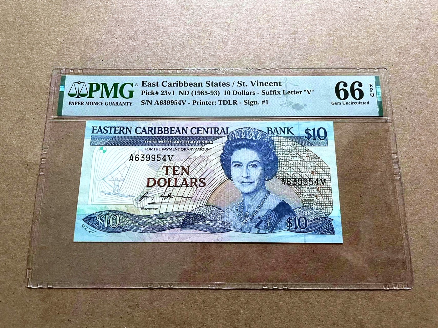 【Blue Auction】✨世界纸币精拍第437期【精】   东加勒比 1985-93年10元 女王 小彩背 PMG66EPQ 