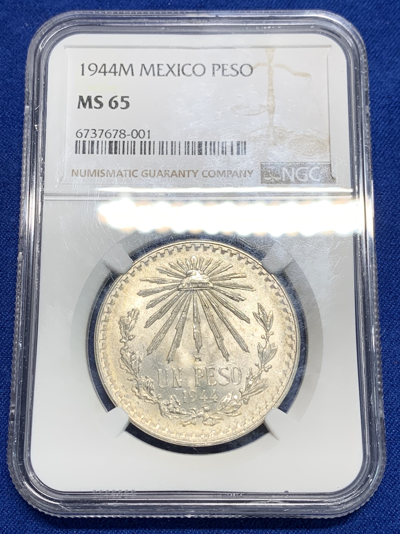 《竞宝斋》第242场-周日，周一 新年开场 (全场包邮) NGC-MS65 墨西哥1944年1比索银币 小鹰洋 高性价比 人手一个