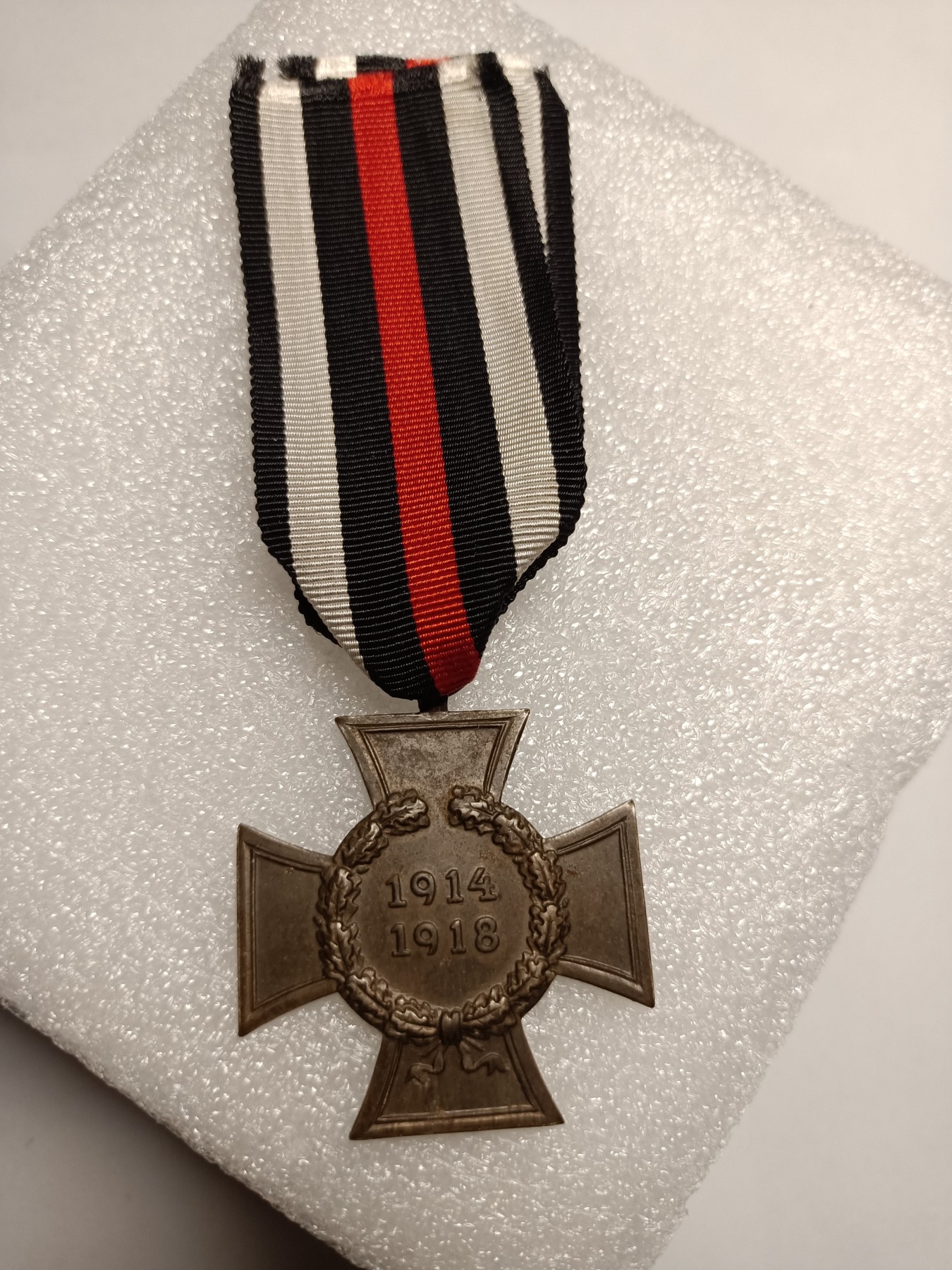 阿娜斯塔西亚军事题材拍卖第五期 魏玛民事版兴登堡奖章背后带bcd厂标