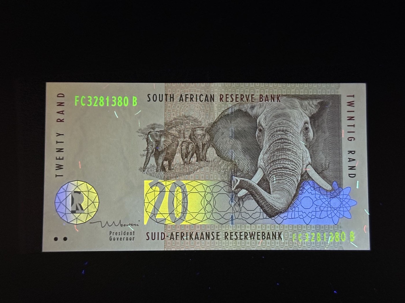 第三十六场！（本期有pmg记录仅两枚的顶级高货） 南非1999年20兰德，品相unc-，号码全程无47！初版！