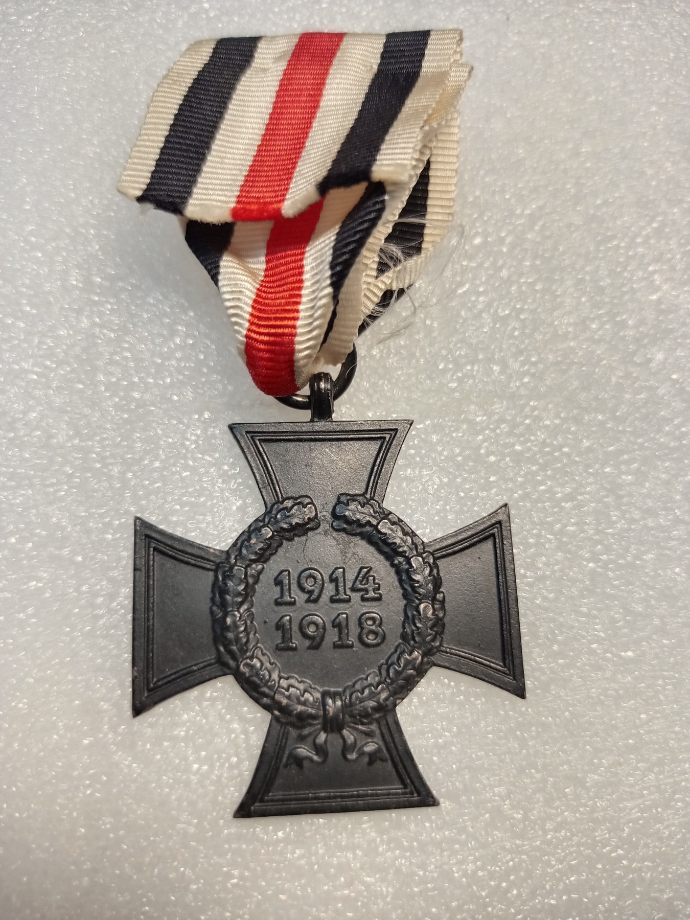 阿娜斯塔西亚军事题材拍卖第五期 魏玛遗属版黑色兴登堡奖章背后带g12厂标