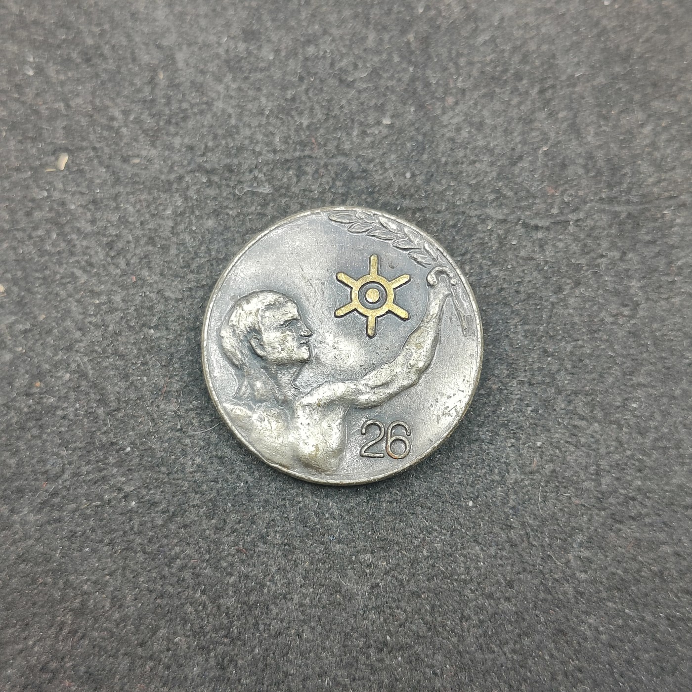 全场0元起拍 第135期 咸鱼国勋章拍卖专场 3月3日（周日）下午6：00开始 日本体育协会徽章