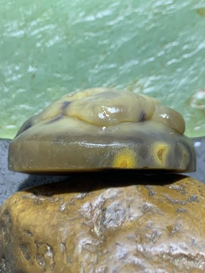 精美亚光高玉化战国红玛瑙手工雕刻雄狮吊坠（把件）一个！ 精美亚光高玉化战国红玛瑙手工雕刻雄狮吊坠（把件）一个！