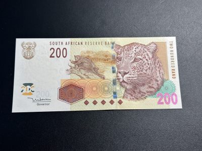 《外钞收藏家》第三百四十二期 - 2005年南非200兰特 豹子 全新UNC