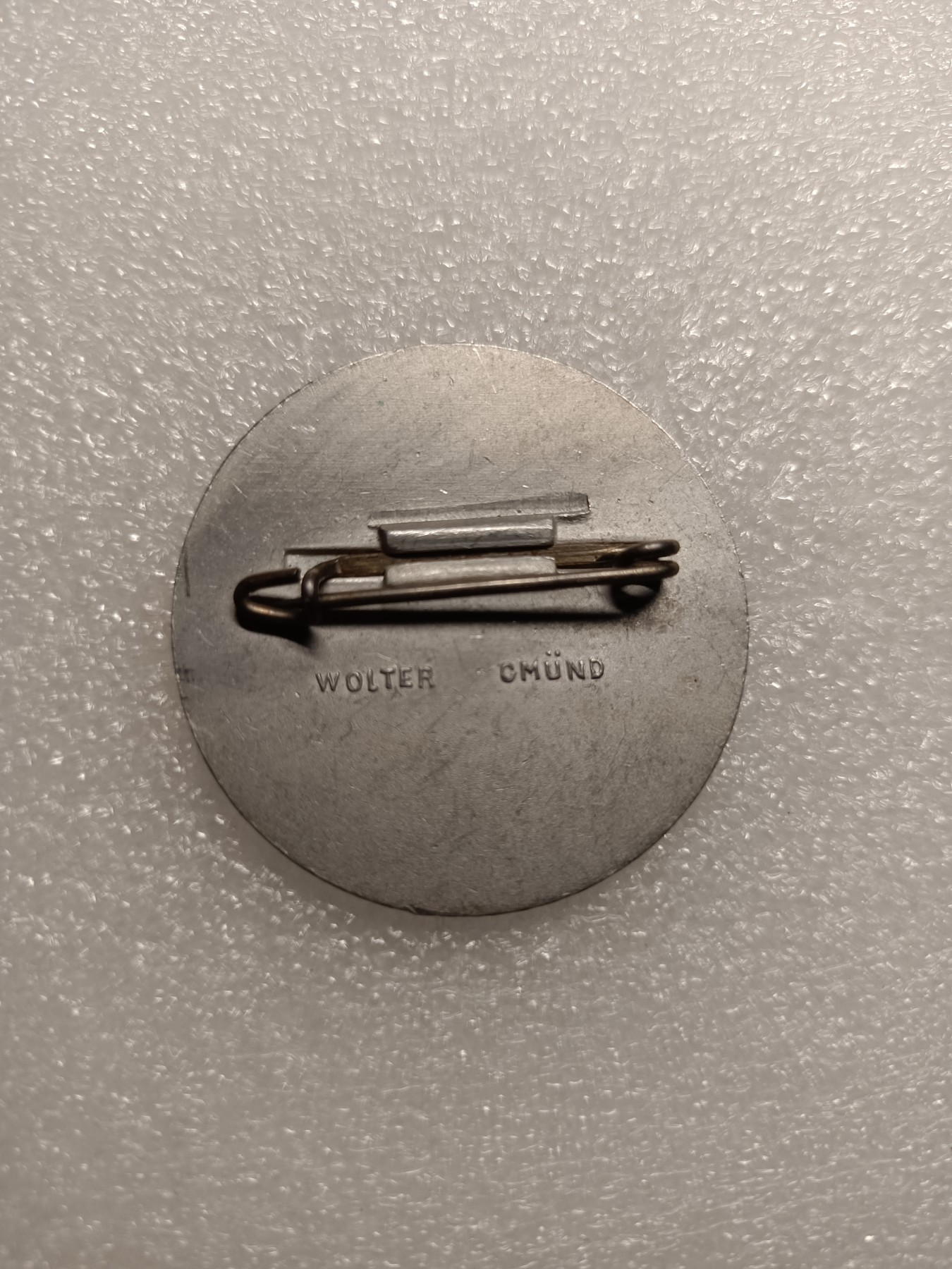 阿娜斯塔西亚军事题材拍卖第五期 Third Reich1936nsdap劳动节徽章，背后都带制造厂商标