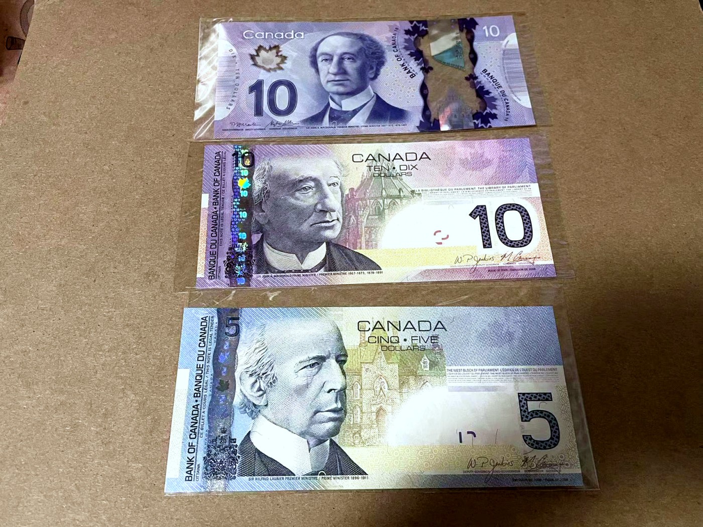 【Blue Auction】✨世界纸币精拍第438期【精】 【一组3张】加拿大 不同版本5-10元 全新UNC