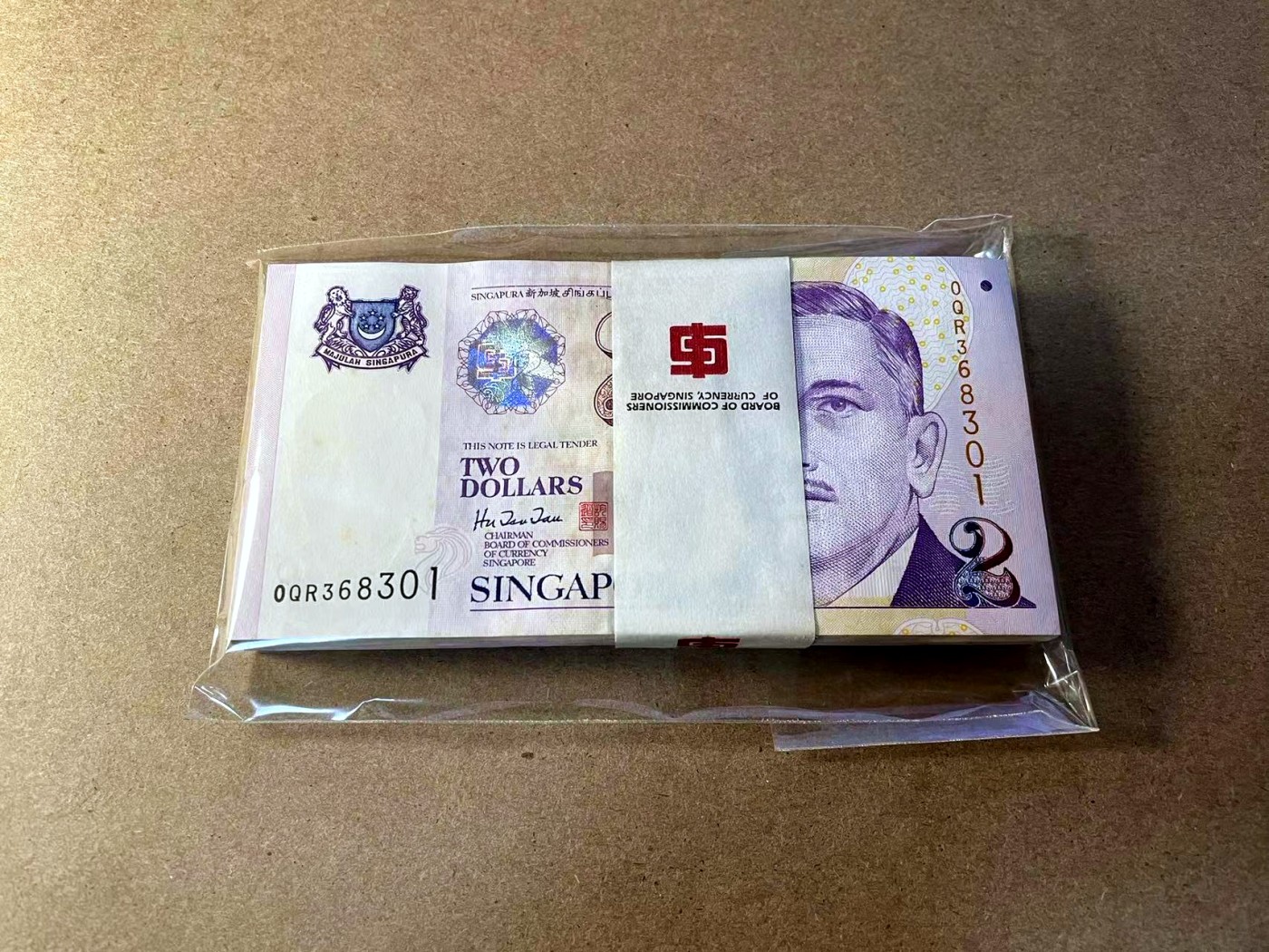 【Blue Auction】✨世界纸币精拍第438期【精】 【一刀】新加坡人像版2元 UNC/UNC-