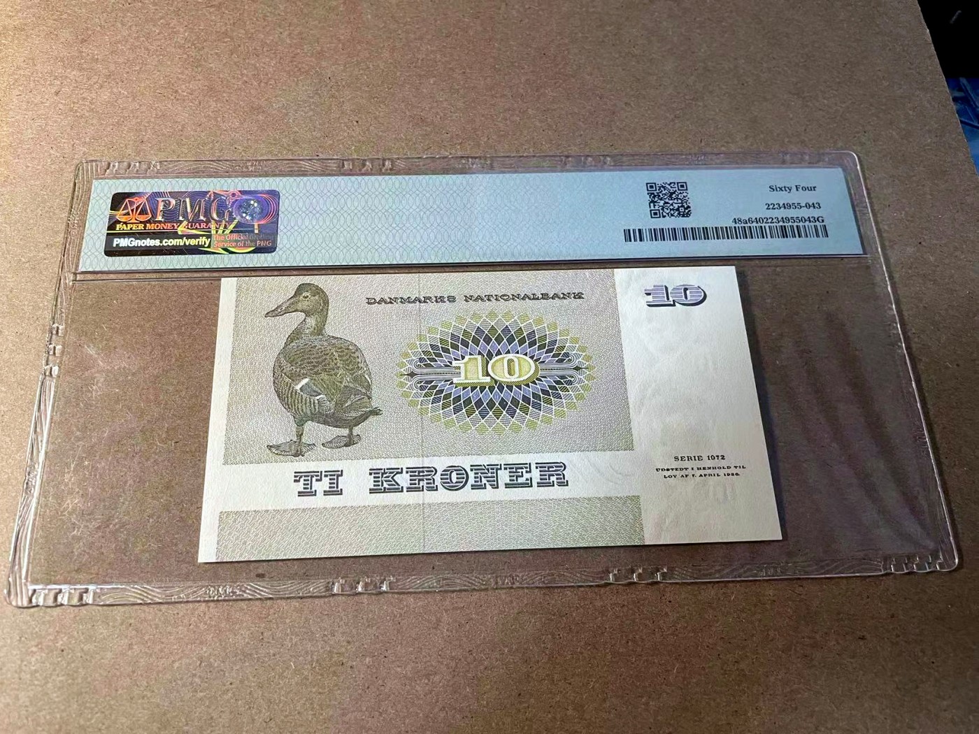 【Blue Auction】✨世界纸币精拍第438期【精】 【a版】丹麦 1972年10克朗 PMG64 