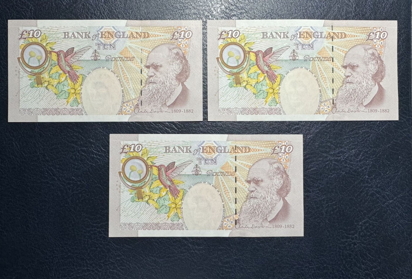 收藏联盟Quantum Auction 第327期拍卖  英国2000版10镑3张 品相为UNC和AU+(尾号88和87)