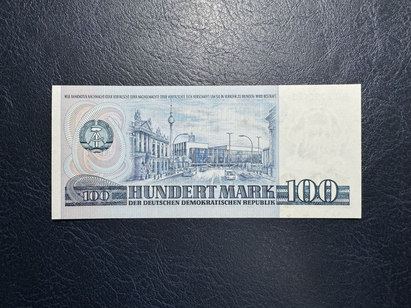 收藏联盟Quantum Auction 第327期拍卖  民主德国1975年100马克 品相UNC 东柏林街景