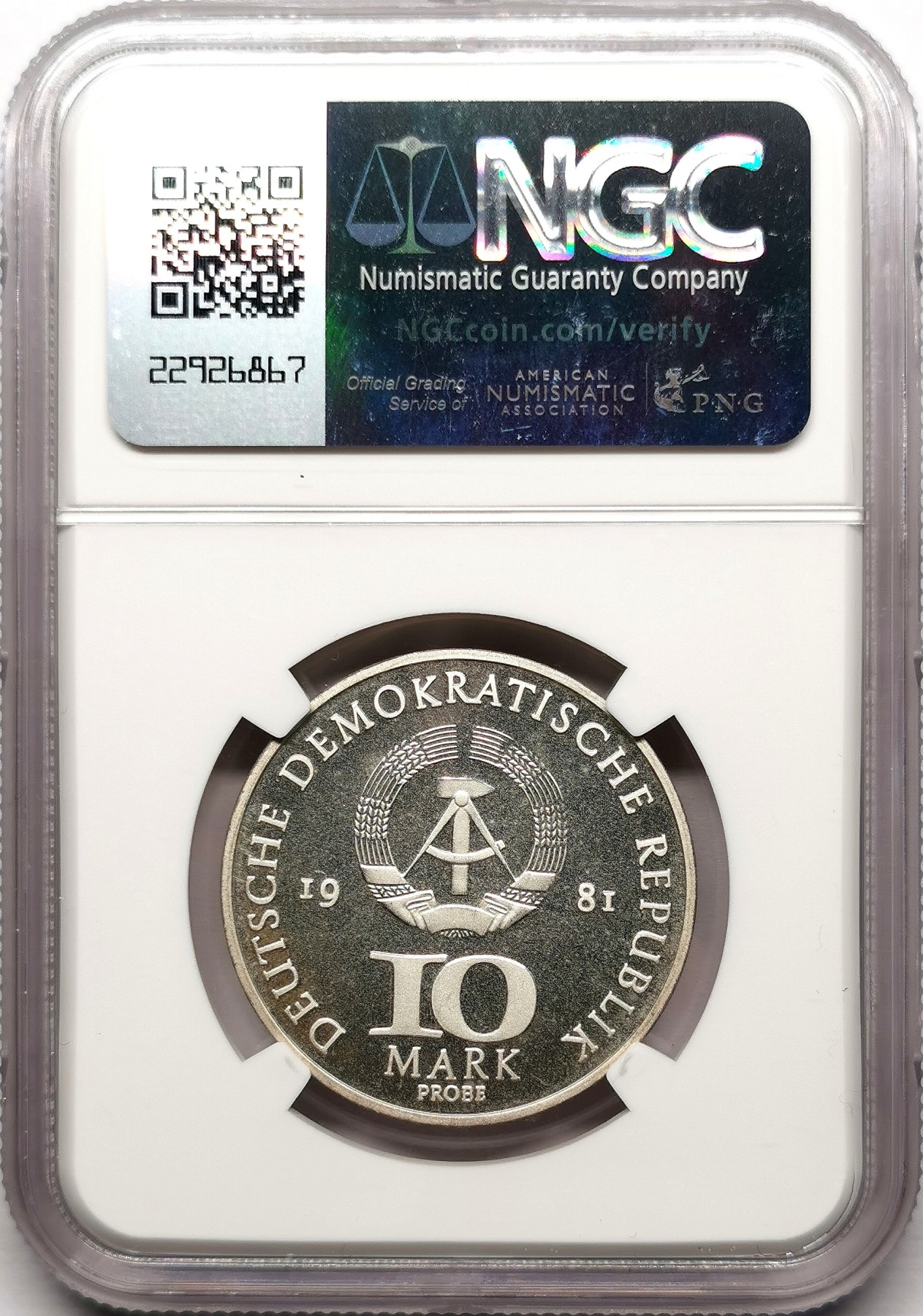 凡希社世界钱币微拍第二百六十一期（龙年开运场） 稀！1981东德柏林造币厂700周年纪念10马克精铸银样币NGC-PF68UC 币中币，罕见的样币品种，书价昂贵！