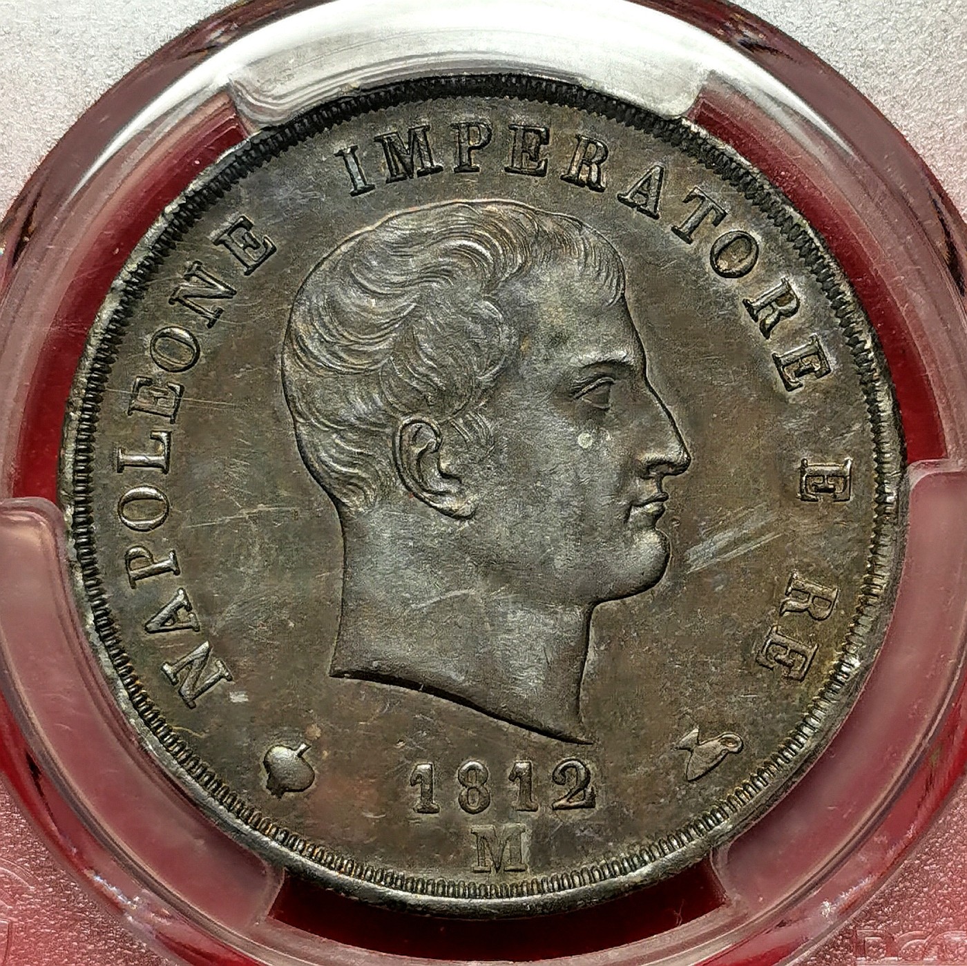 凡希社世界钱币微拍第二百六十一期（龙年开运场） 稀！1812M意大利王国拿破仑5里拉大银PCGS-MS62 盾徽长矛粗尖版，深色欧陆五彩，真正的传世品质，P唯一最高分！