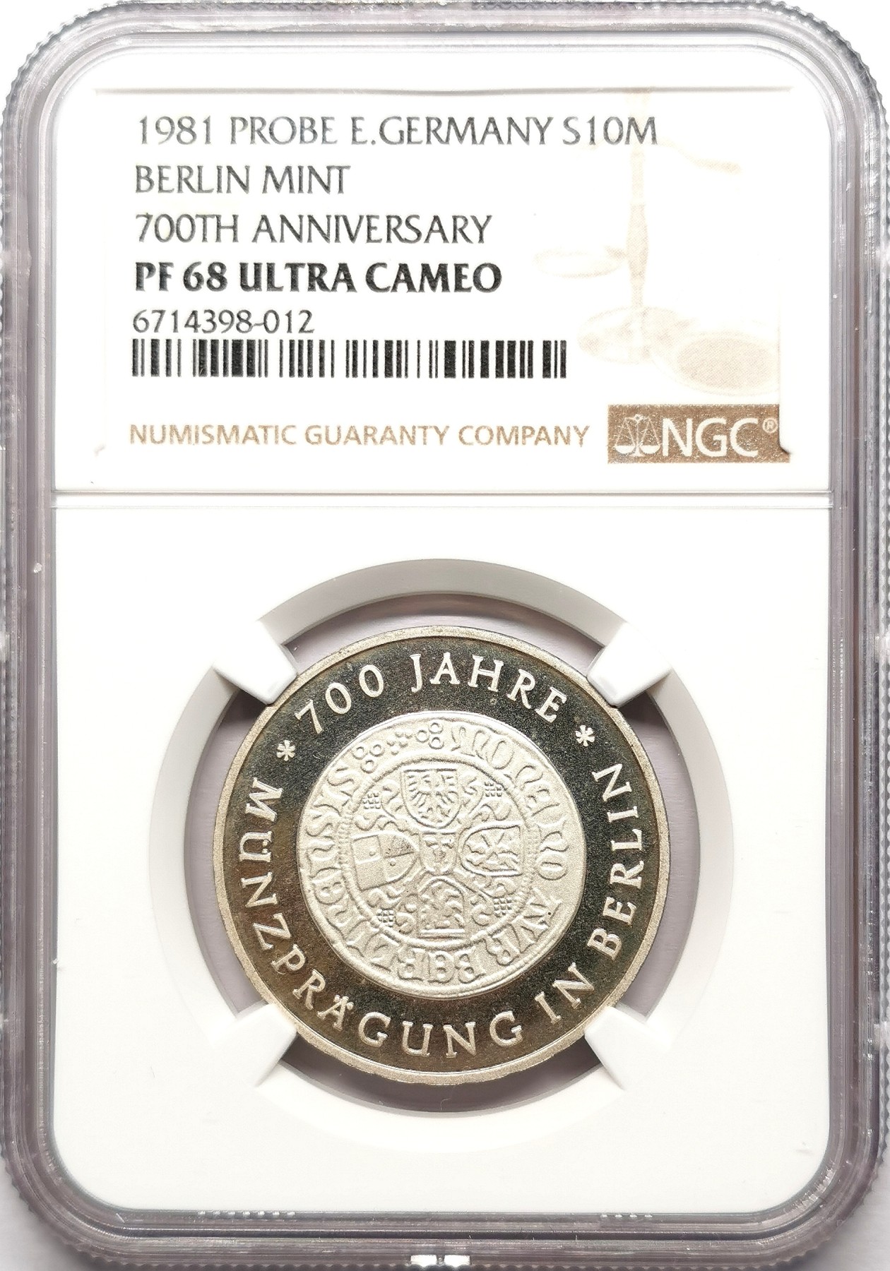 凡希社世界钱币微拍第二百六十一期（龙年开运场） 稀！1981东德柏林造币厂700周年纪念10马克精铸银样币NGC-PF68UC 币中币，罕见的样币品种，书价昂贵！