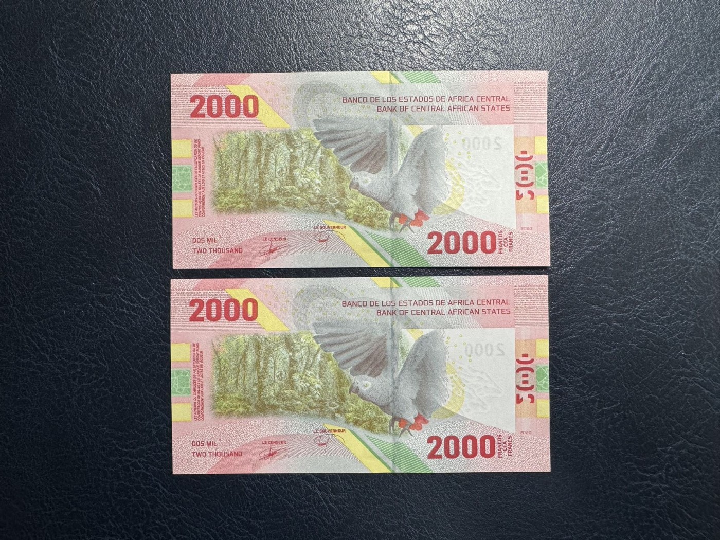 收藏联盟Quantum Auction 第327期拍卖  中非共同体2020年2000法郎 品相全新UNC 号码无4