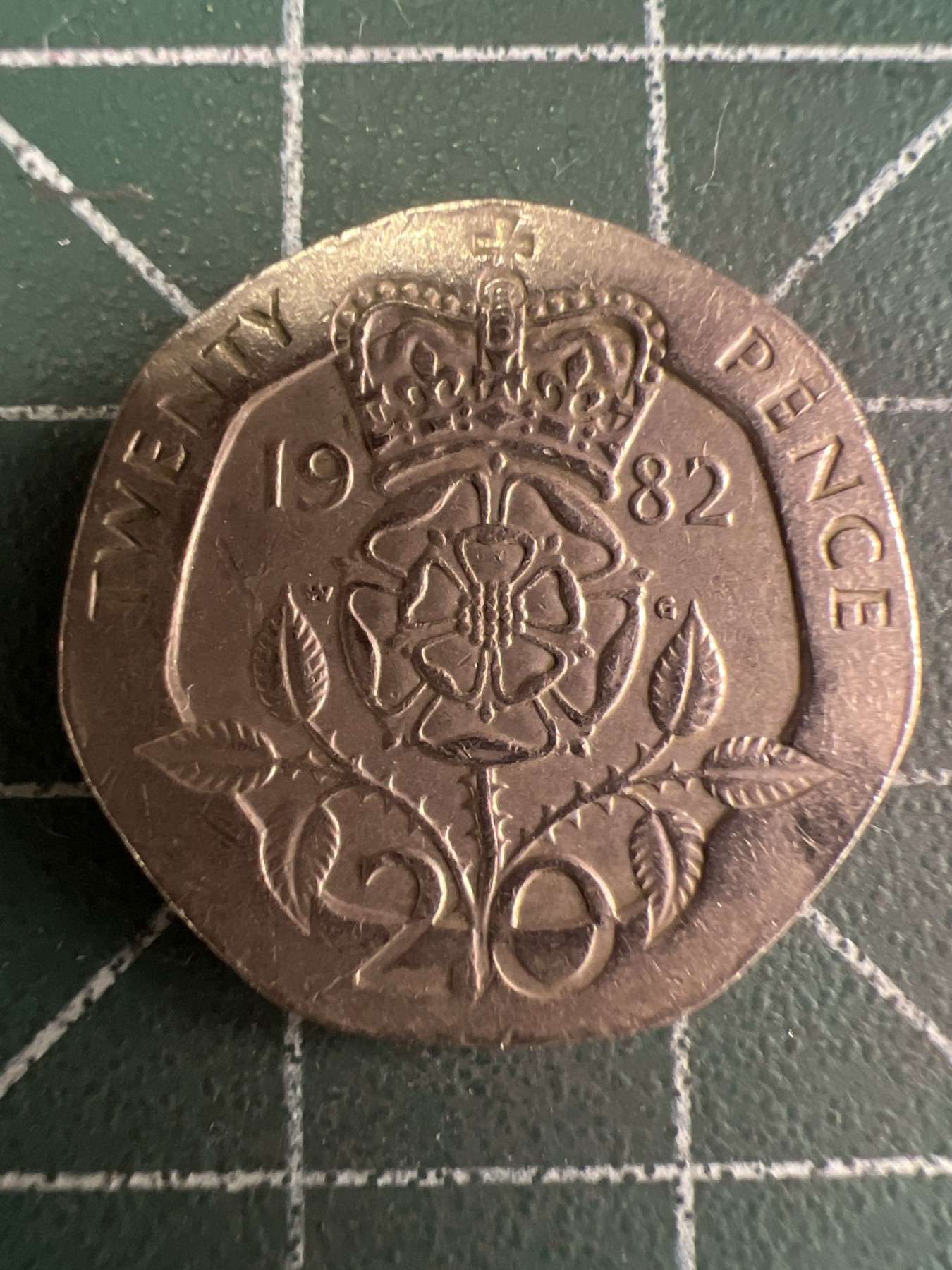 第592期 硬币专场 （无押金，捡漏，全场50包邮，偏远地区除外，接收代拍业务） 英国20便士 1982年