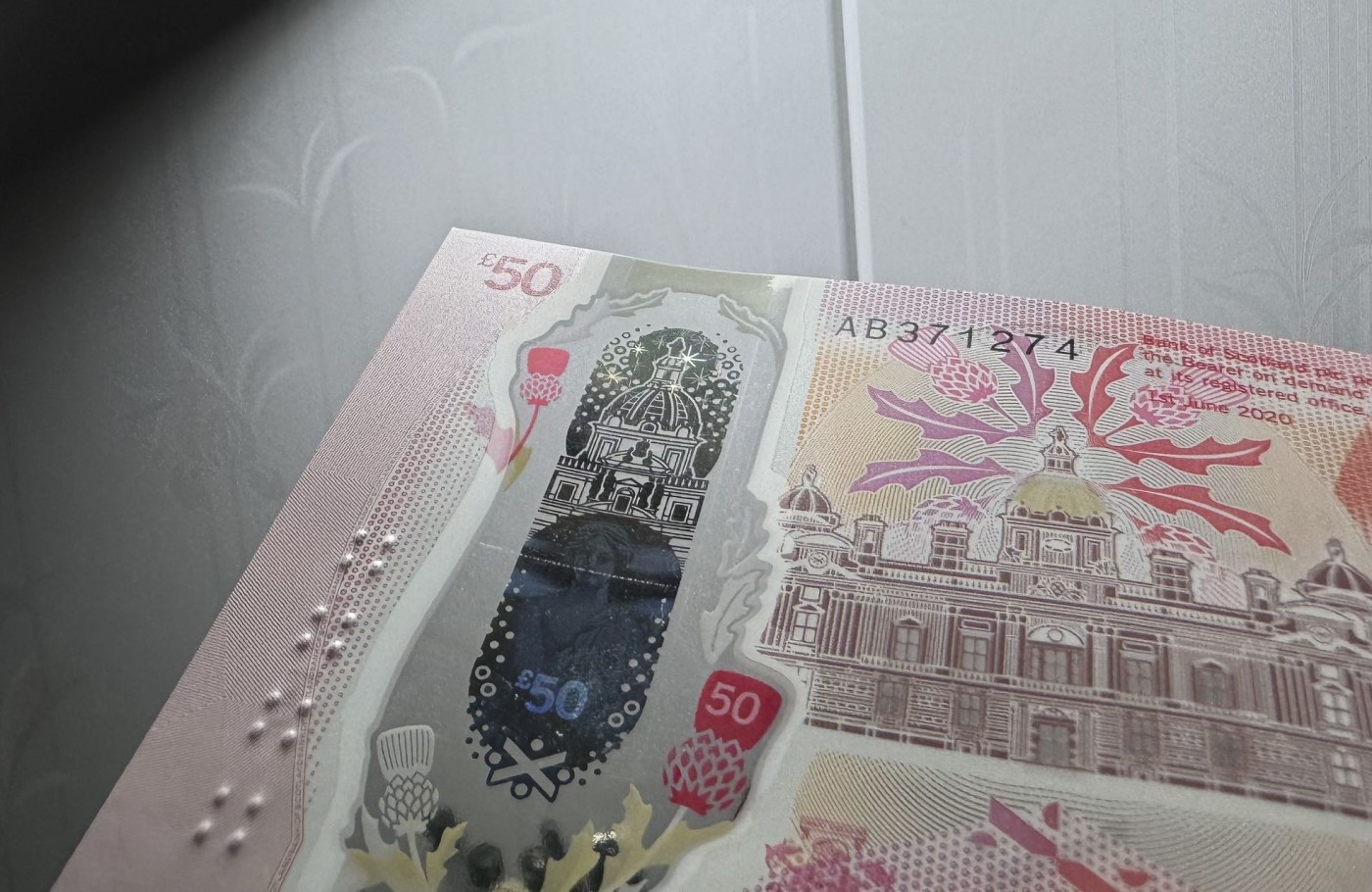 收藏联盟Quantum Auction 第327期拍卖  苏格兰银行2020年50镑 品相全新UNC 水印处摩擦为正常印刷工艺