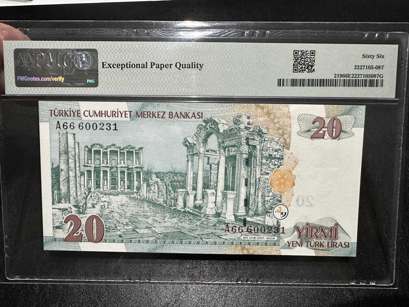 《外钞收藏家》第三百四十三期（评级场） 2005年土耳其20 无47 PMG66