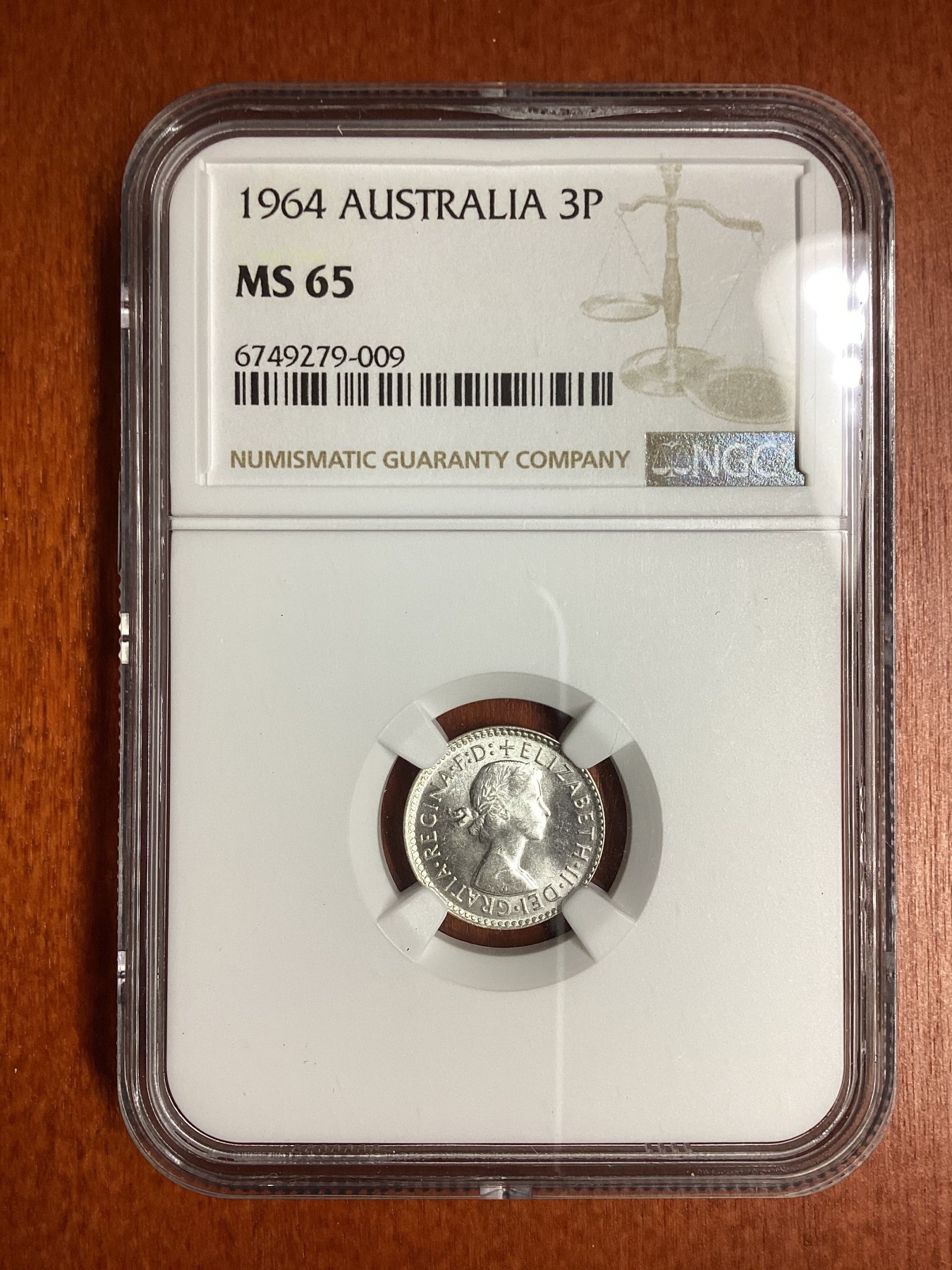 长老汇龙年精选第二场 1964 澳大利亚伊丽莎白二世3便士银币，NGC MS65分，季军分