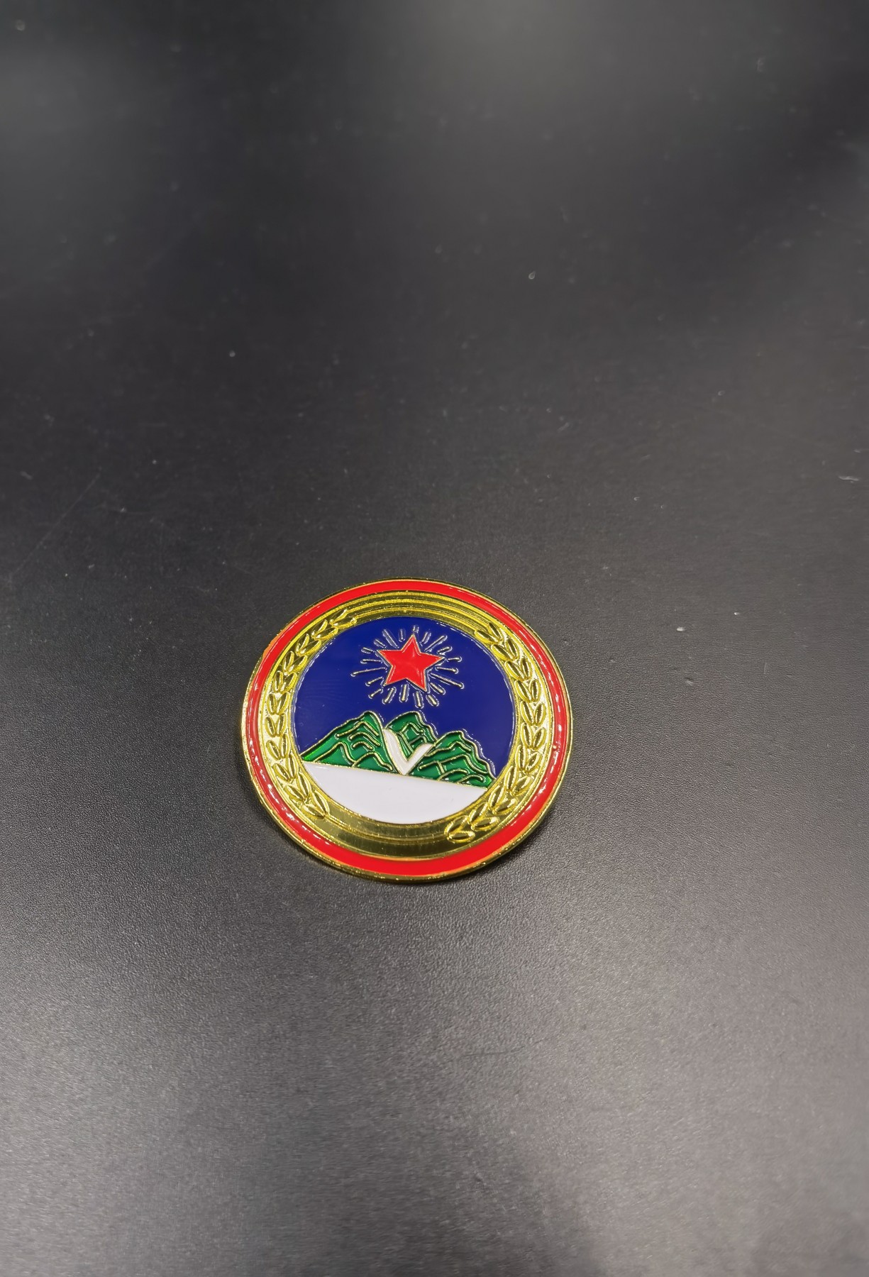 全场0起！0押金拍卖！大陆勋赏俱乐部第十一期拍卖 缅甸佤邦帽徽