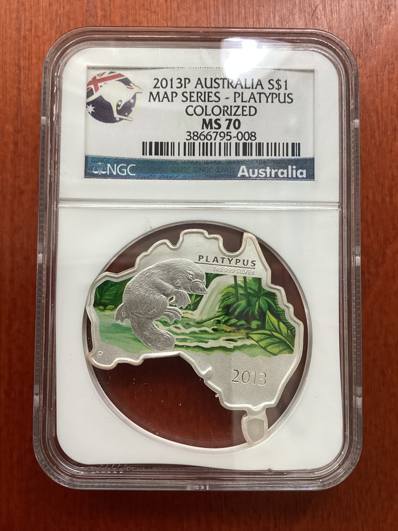 长老汇龙年精选第二场 2013P 澳大利亚地图系列鸭嘴兽彩色异形1澳元银币，NGC MS70分，发行量6000枚