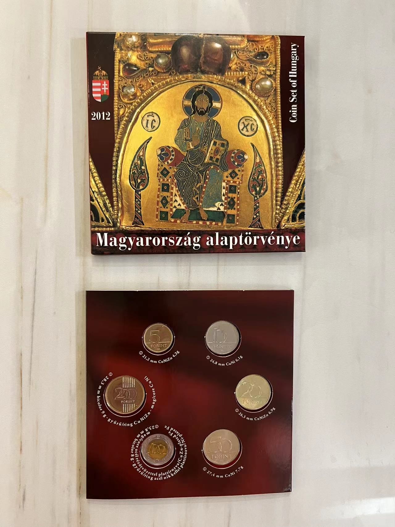 【币观天下】第3期钱币低佣金秒杀专场全场包邮 匈牙利2012年首日封装官方套币 币面可能存在自然氧化 发行量12000套